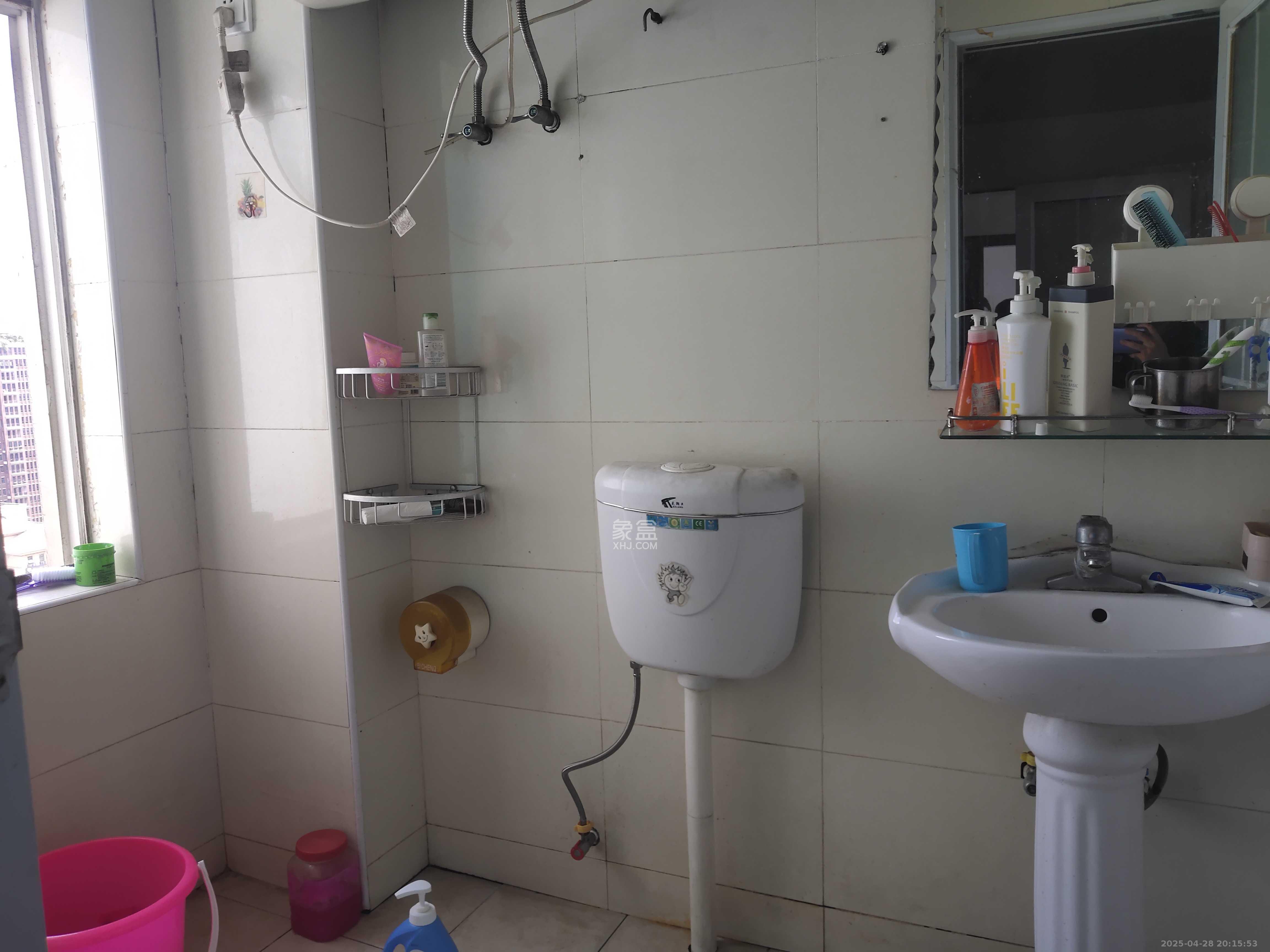 景江雅苑 2室1厅3卫 2000.0元/月 景江雅苑 2室1厅3卫 2000.0元/月室内图