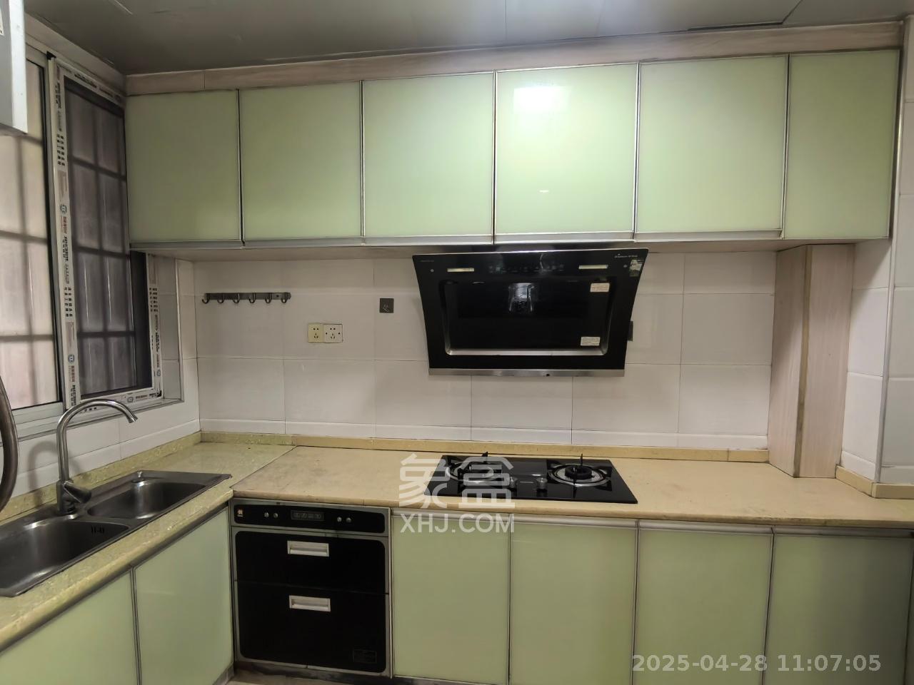 南郡雅园 2室2厅1卫 1300.0元/月 南郡雅园 2室2厅1卫 1300.0元/月室内图