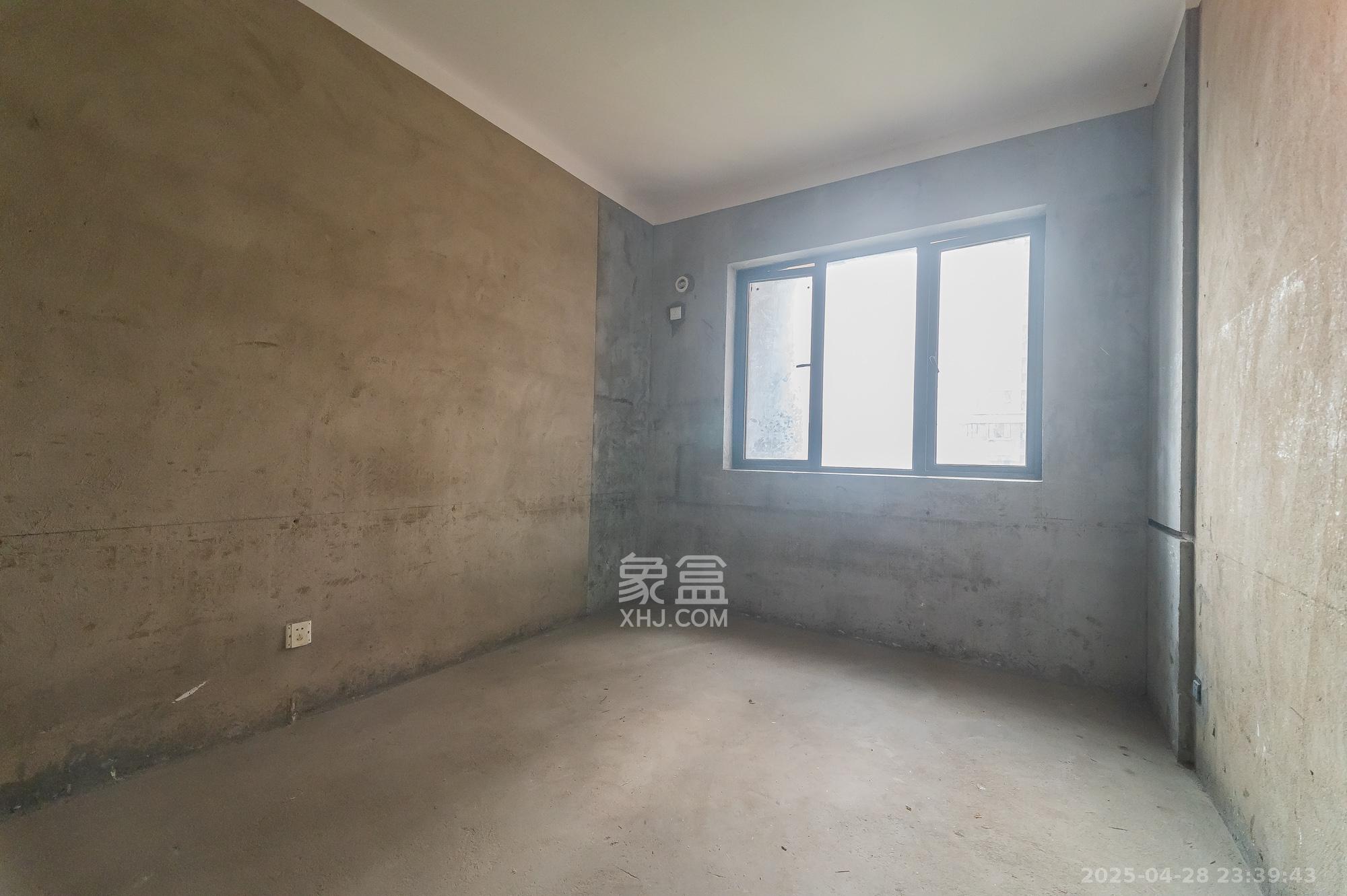 深业睿城  3室2厅1卫    90.0万 深业睿城  3室2厅1卫    90.0万其他