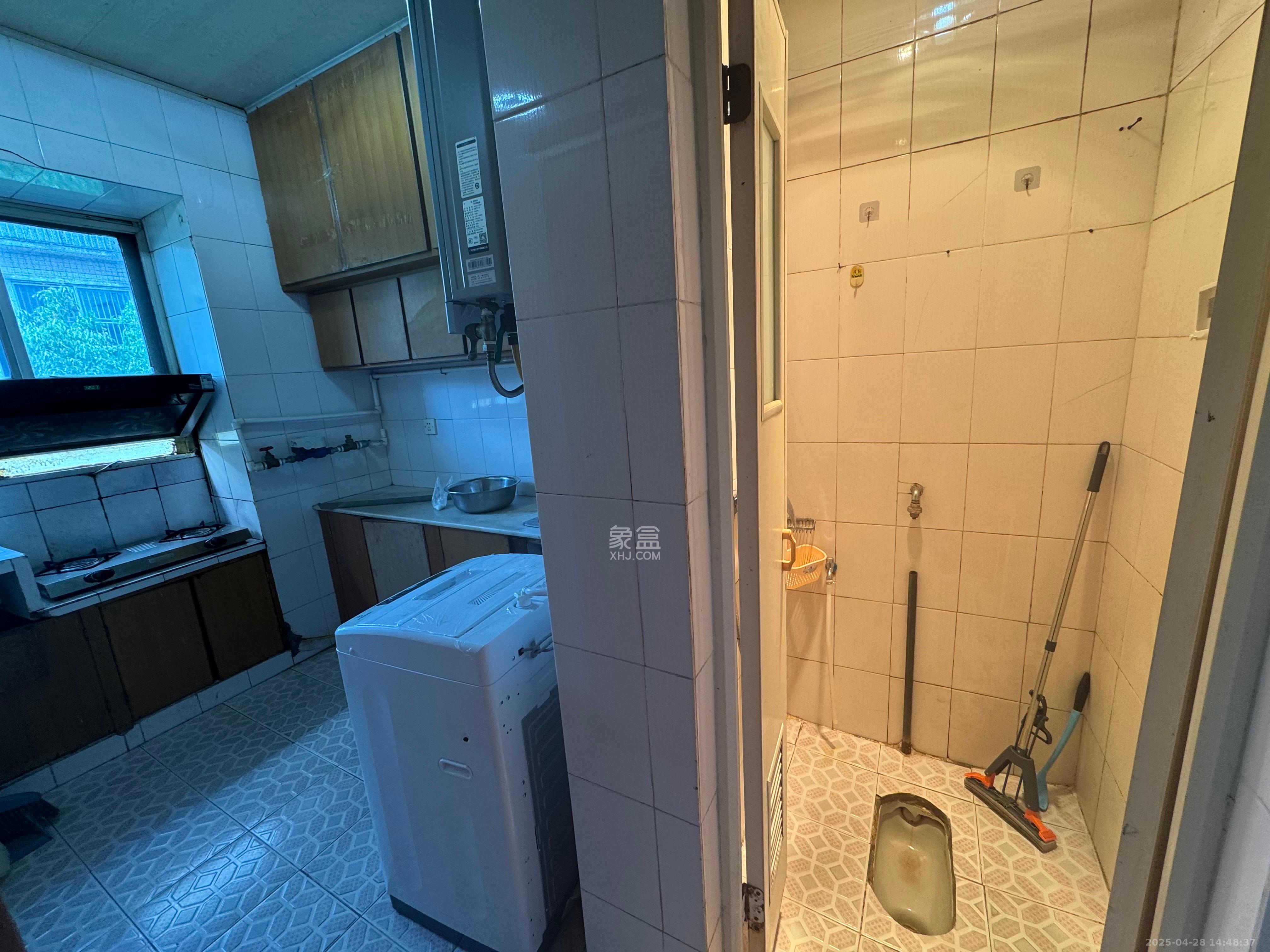 中建五局信和苑三区 2室1厅1卫 1350.0元/月 中建五局信和苑三区 2室1厅1卫 1350.0元/月室内图