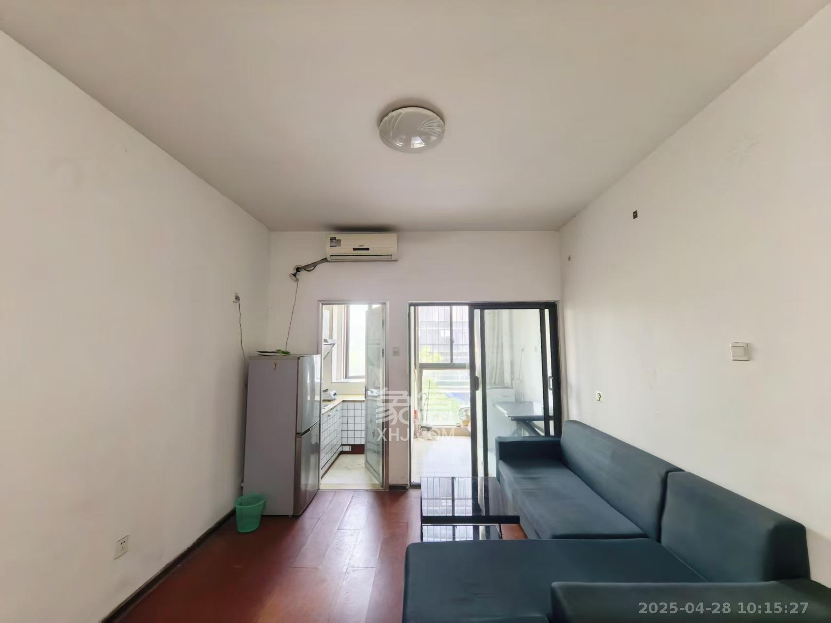 中城丽景香山园  1室1厅1卫   1580.00元/月