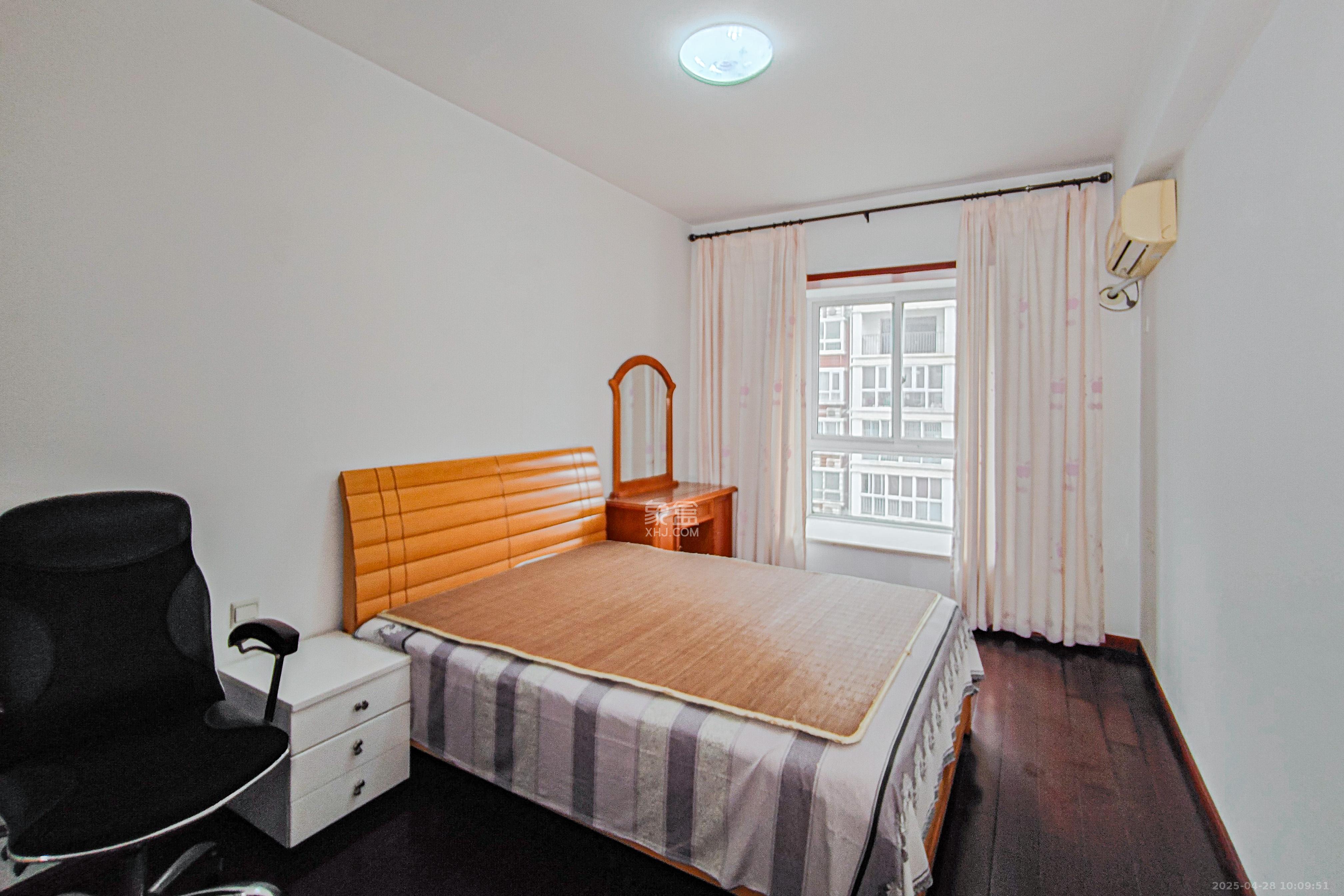 鸿景雅苑  3室2厅1卫    166.0万 鸿景雅苑  3室2厅1卫    166.0万卧室