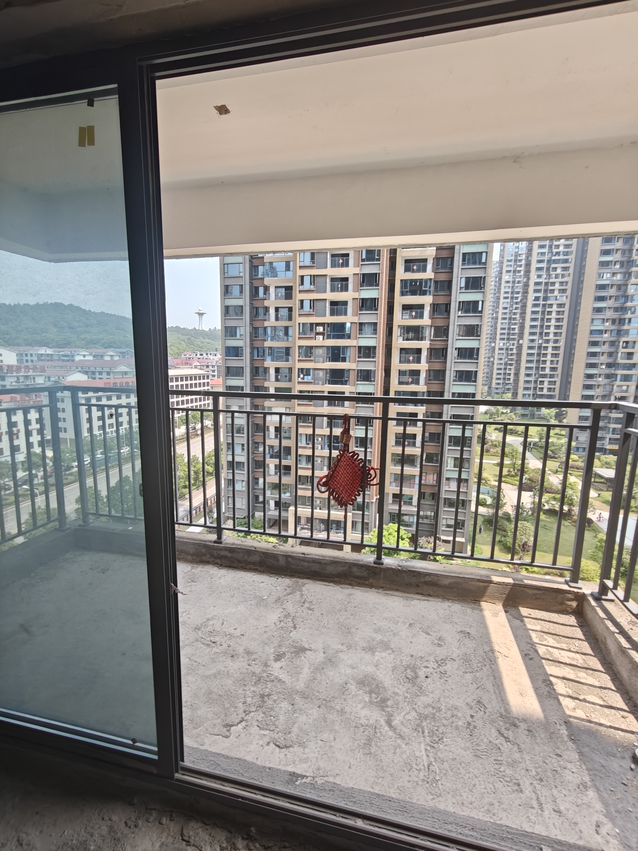 宁邦中心(二期公园里)  4室2厅2卫   105.00万 宁邦中心(二期公园里)  4室2厅2卫   105.00万客厅