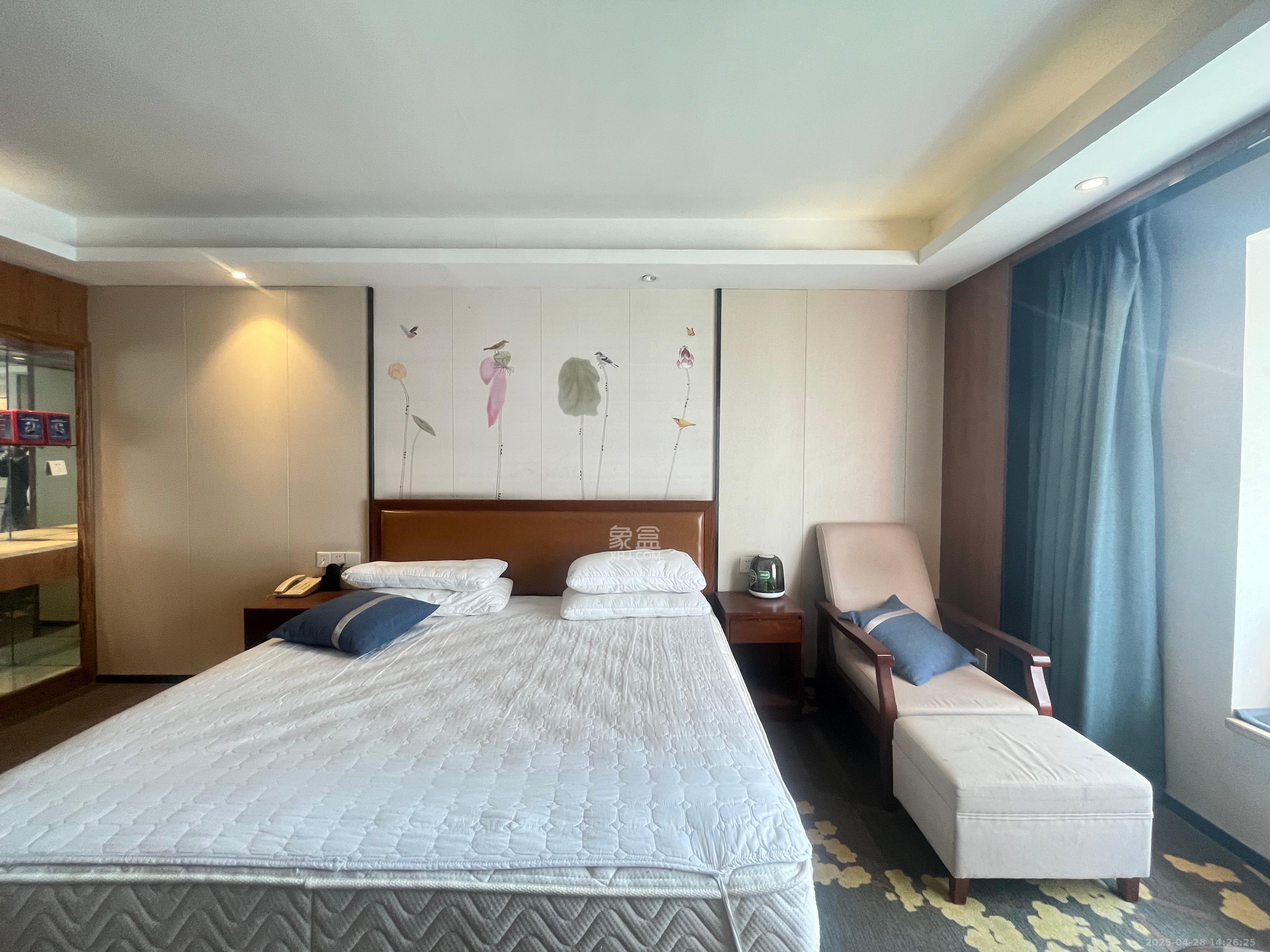 玛依拉山庄  1室0厅1卫    1500.0元/月 玛依拉山庄  1室0厅1卫    1500.0元/月室内图