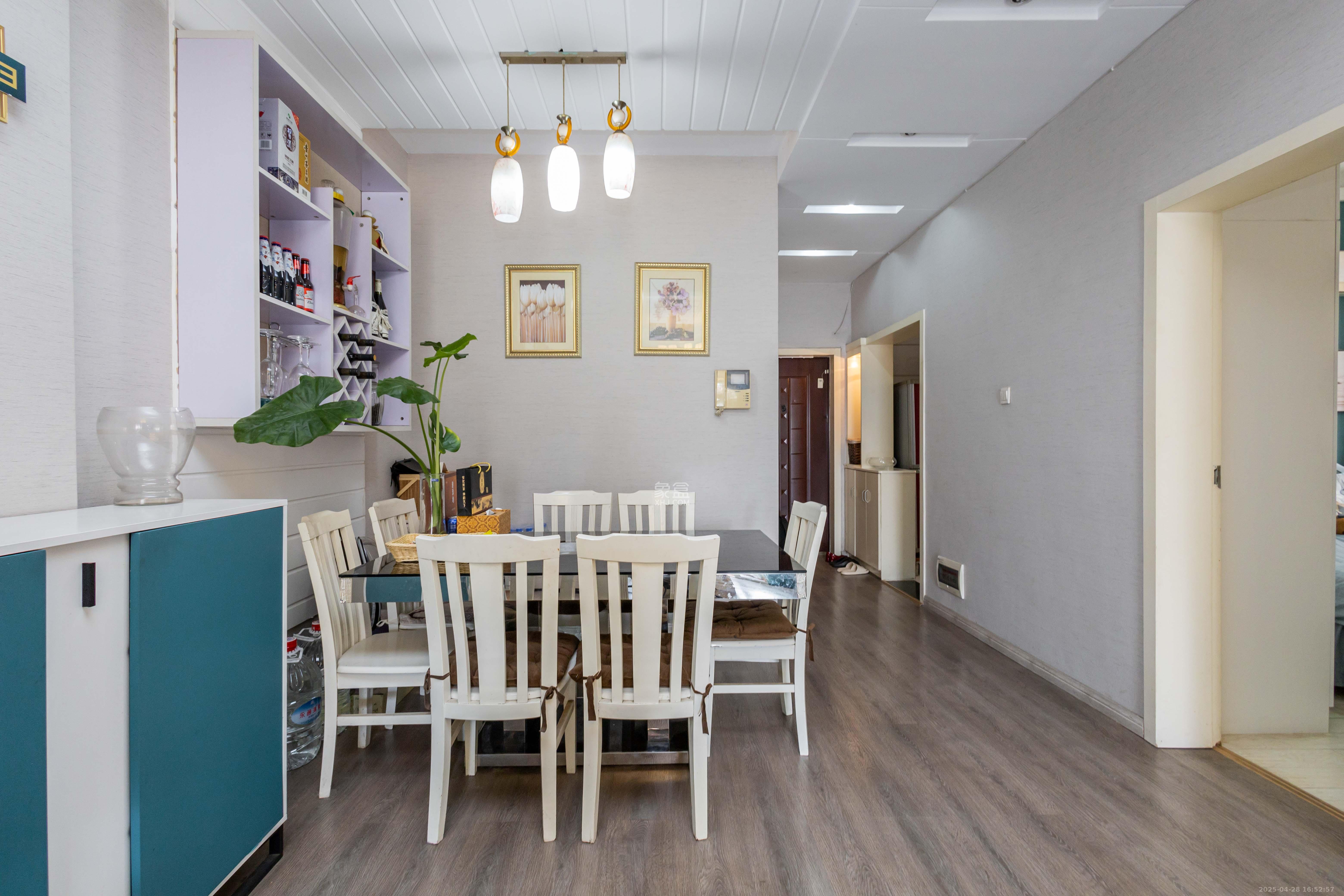 星城国际 2室2厅1卫 53.38万 星城国际 2室2厅1卫 53.38万客厅