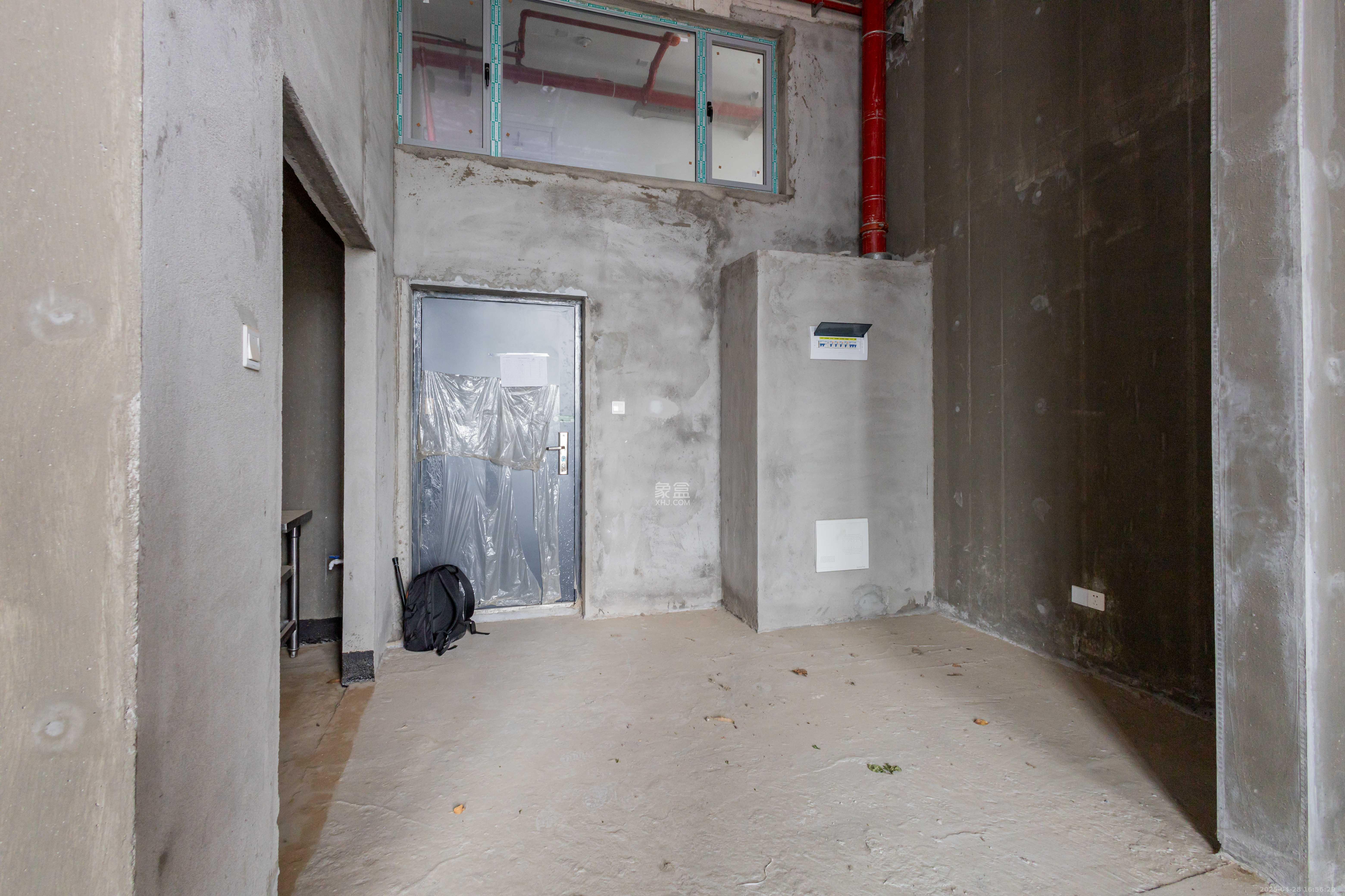 紫鑫中央广场(高铁新城)  4室2厅2卫    39.8万 紫鑫中央广场(高铁新城)  4室2厅2卫    39.8万卧室