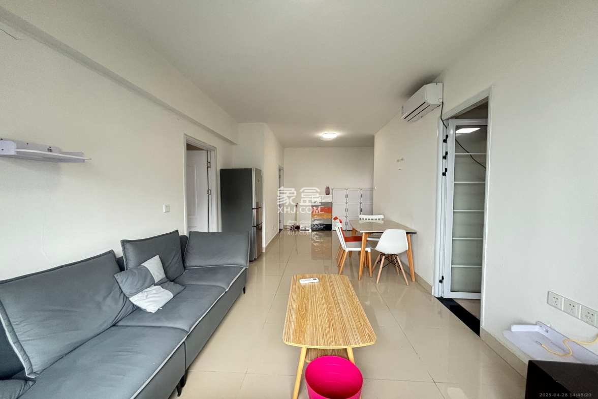 东怡外国(南湖一号) 2室1厅1卫 3000.0元/月 东怡外国(南湖一号) 2室1厅1卫 3000.0元/月室内图