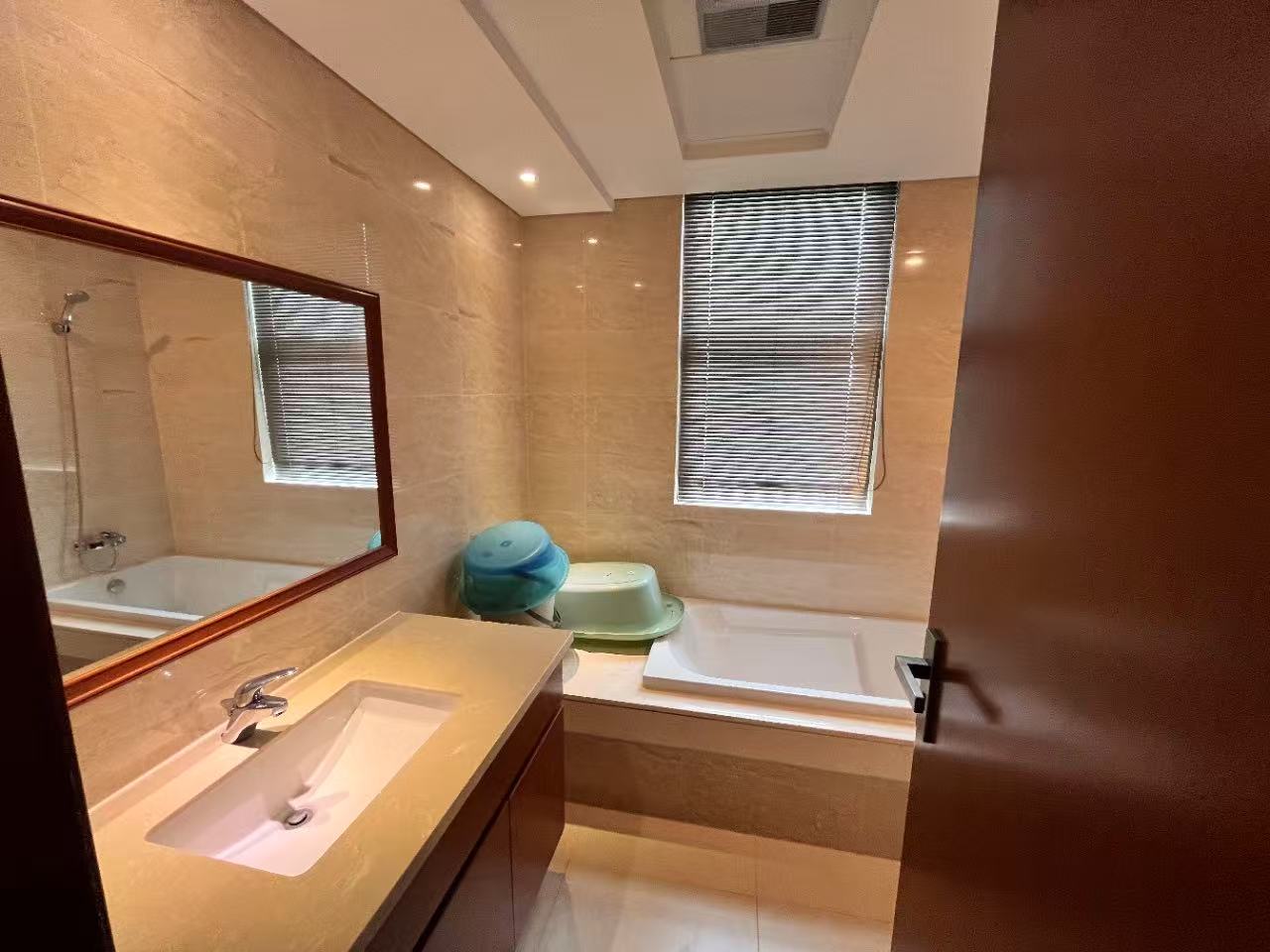 晋合湘水湾三期 4室2厅2卫 160.0万 晋合湘水湾三期 4室2厅2卫 160.0万室内图