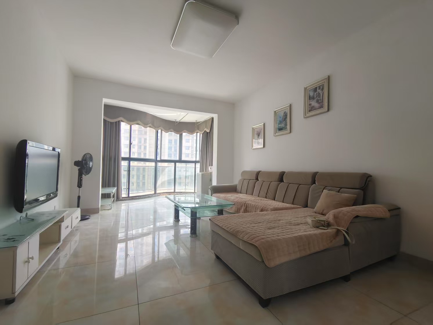 天元区锦绣华都 2室1厅1卫 48.0万 天元区锦绣华都 2室1厅1卫 48.0万室内图