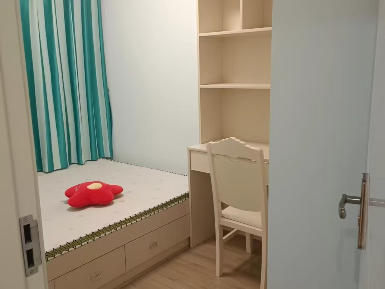 春藤小镇 2室2厅1卫 57.5万 春藤小镇 2室2厅1卫 57.5万室内图