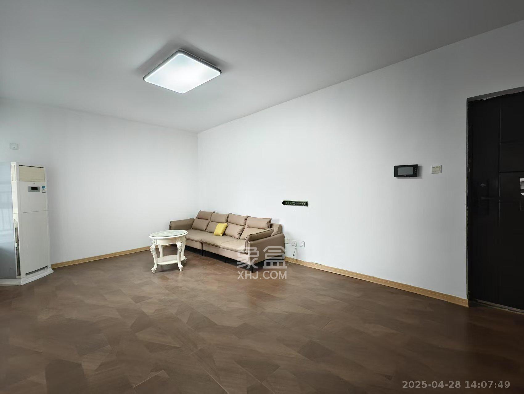 中海梅溪湖壹号 3室2厅1卫 2500.0元/月 中海梅溪湖壹号 3室2厅1卫 2500.0元/月室内图