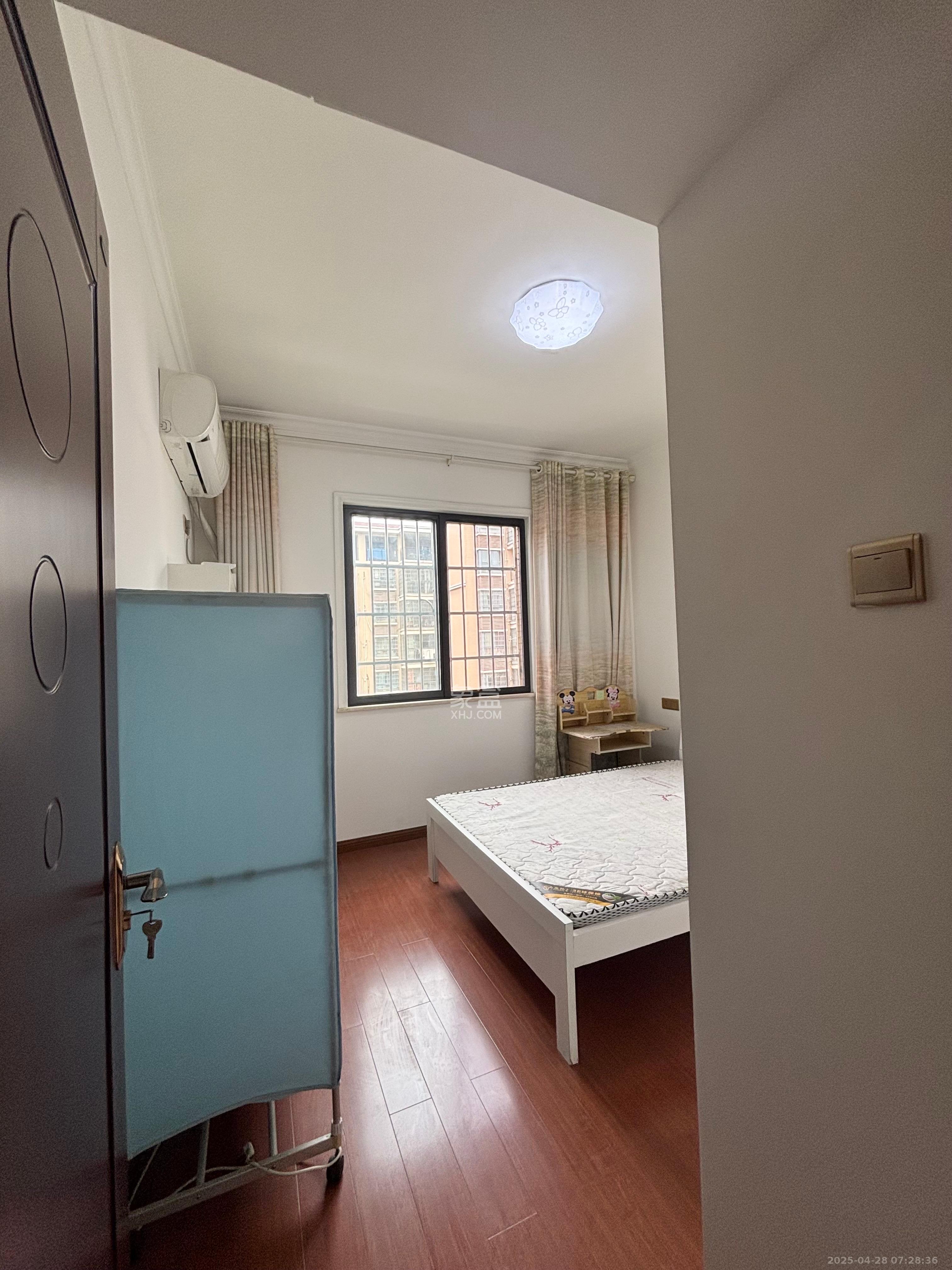 空港朗園  3室2廳1衛(wèi)   1800.00元/月室內(nèi)圖