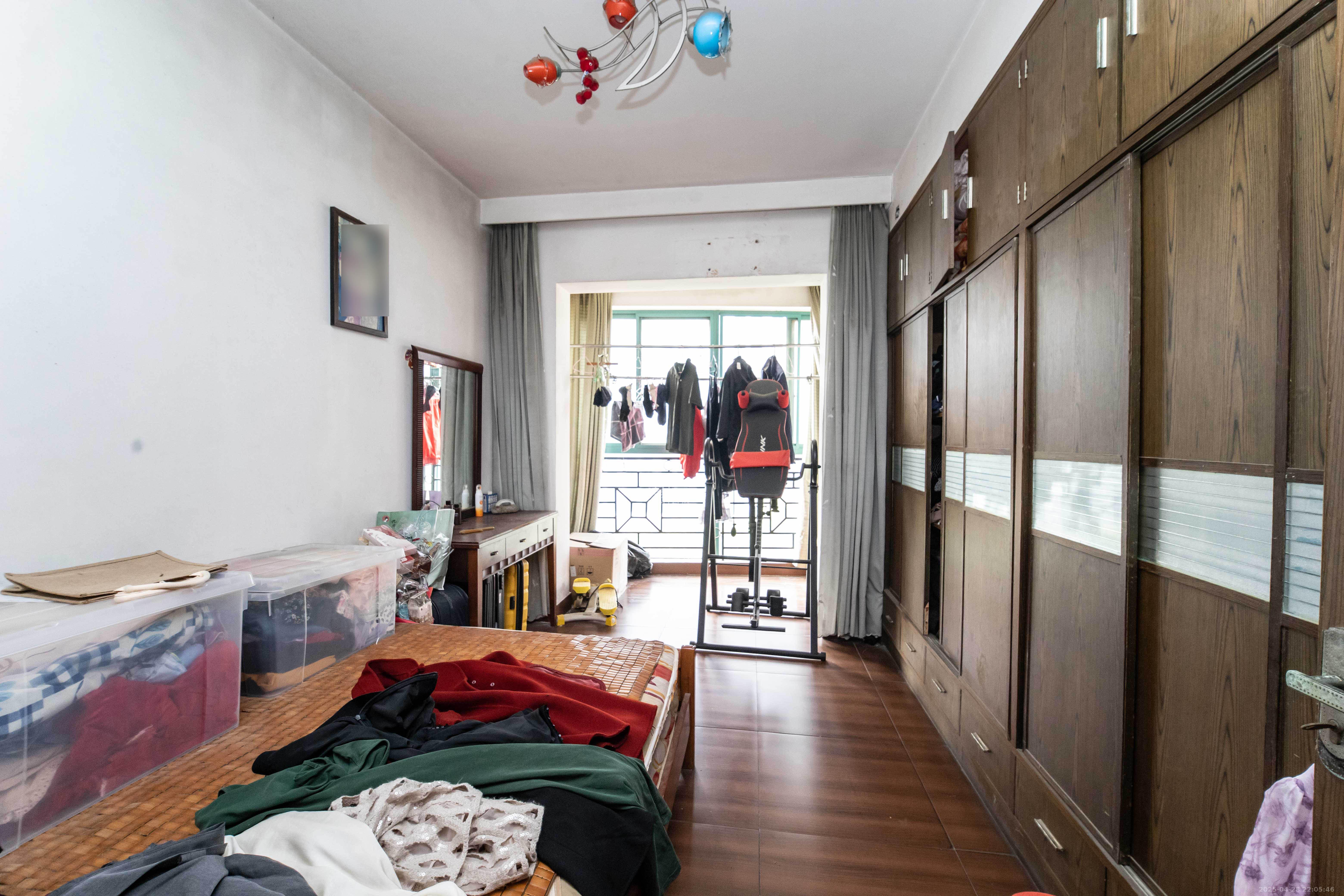 恒业雅苑  4室2厅1卫    105.0万 恒业雅苑  4室2厅1卫    105.0万卧室