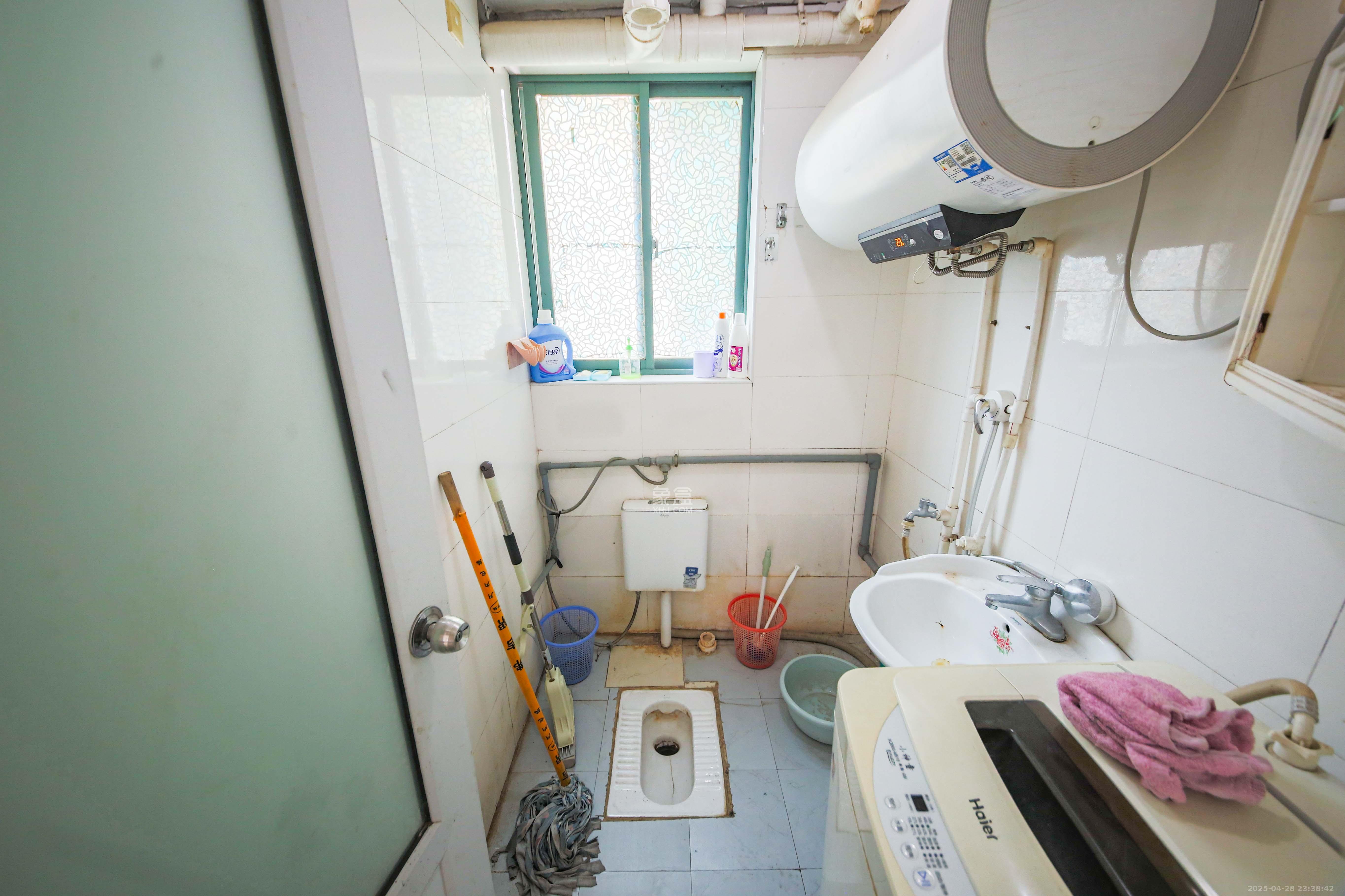 柠檬丽都  3室2厅2卫    76.8万 柠檬丽都  3室2厅2卫    76.8万卫生间