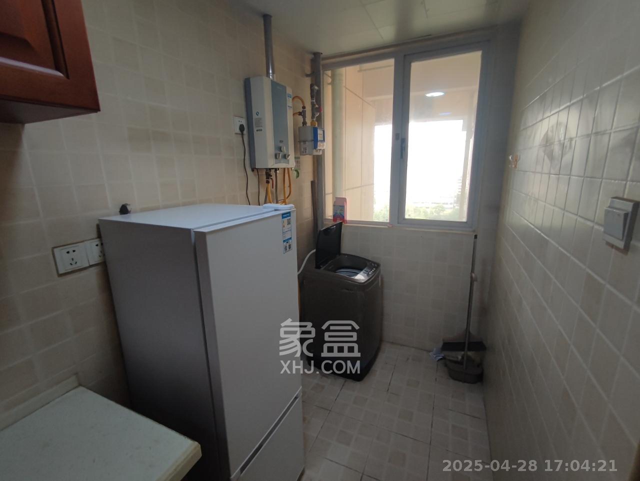 湘水和天下  1室1厅1卫   1500.00元/月室内图