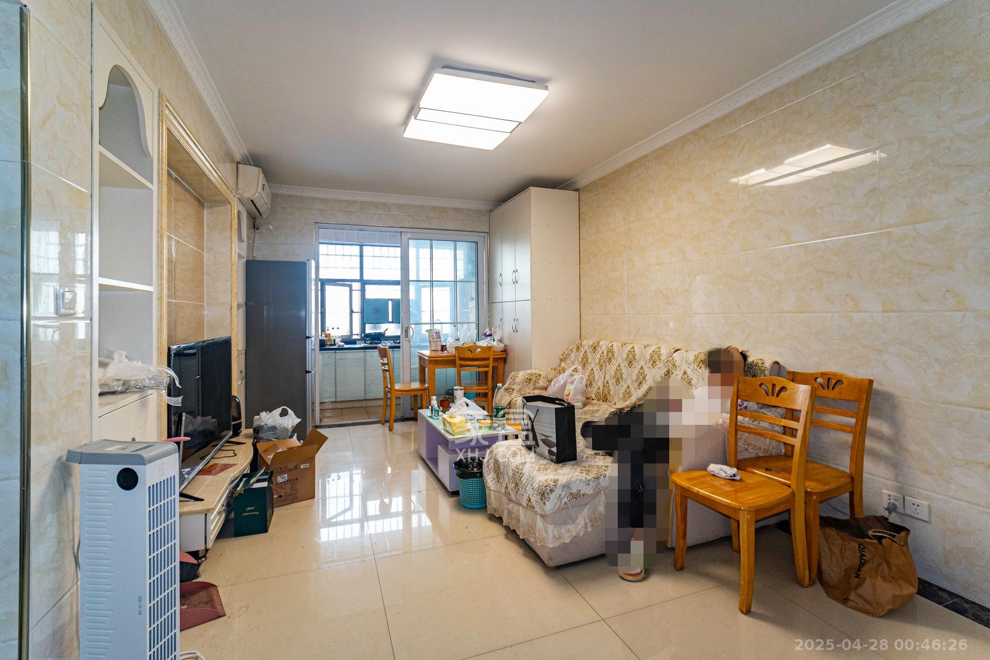 长永佳苑  2室2厅1卫    36.8万 长永佳苑  2室2厅1卫    36.8万客厅