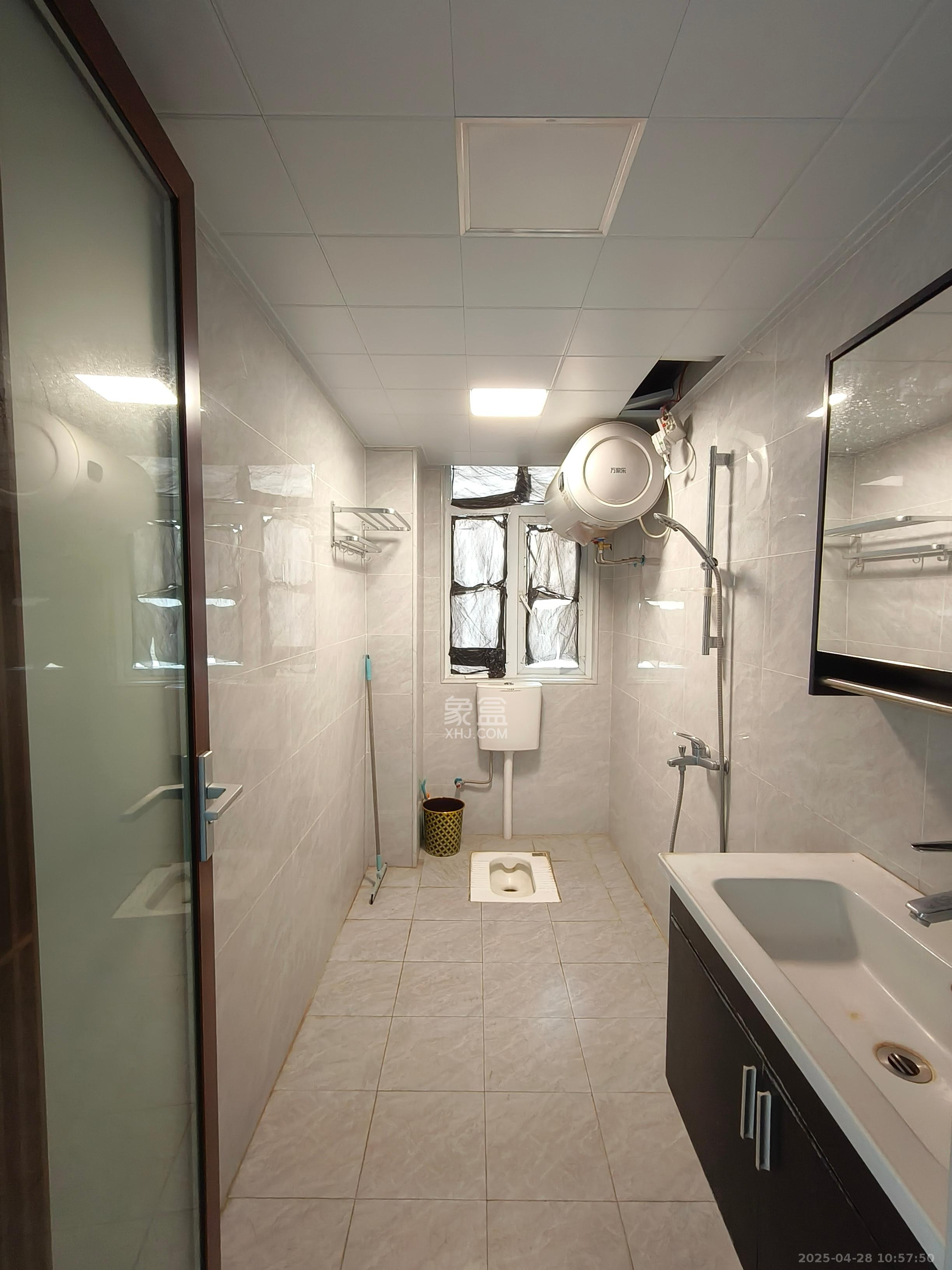 和悦城(蟠龙景苑) 3室2厅1卫 2000.0元/月 和悦城(蟠龙景苑) 3室2厅1卫 2000.0元/月室内图