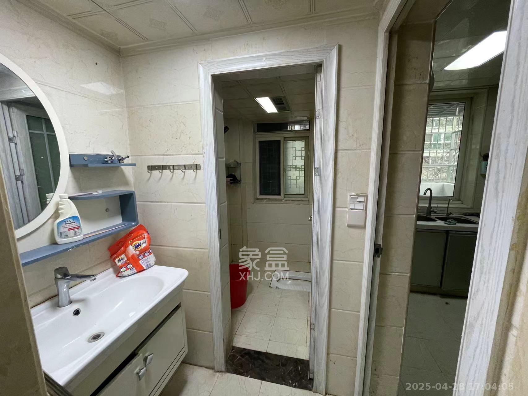 马王堆商贸城 3室2厅1卫 2300.0元/月 马王堆商贸城 3室2厅1卫 2300.0元/月室内图