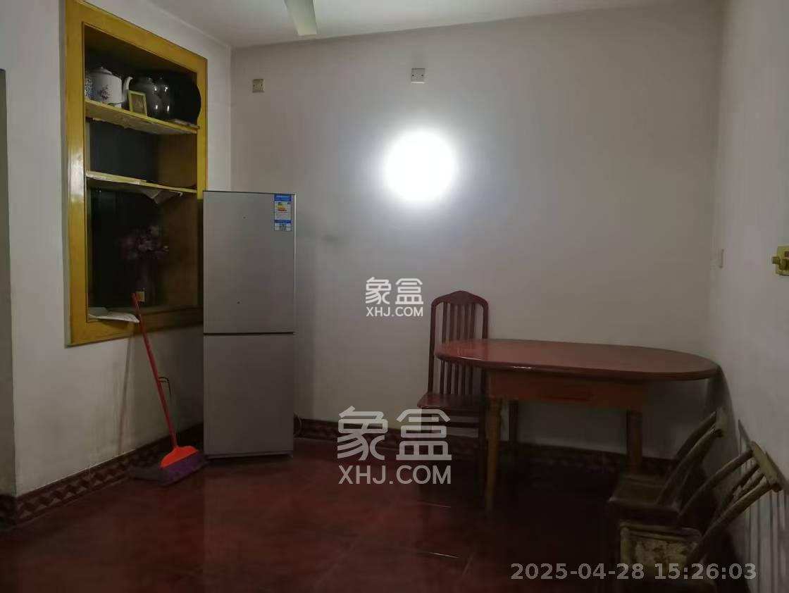 东风一村社区房(王家垅)  2室1厅1卫    1300.0元/月 东风一村社区房(王家垅)  2室1厅1卫    1300.0元/月室内图