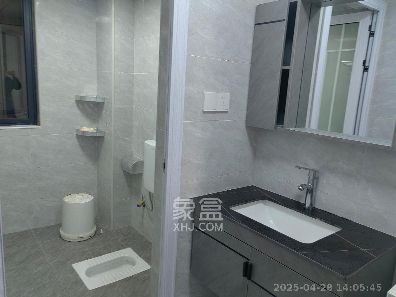 恒泰芙蓉悦府（馥悦禧苑）  3室2厅2卫   2000.00元/月室内图