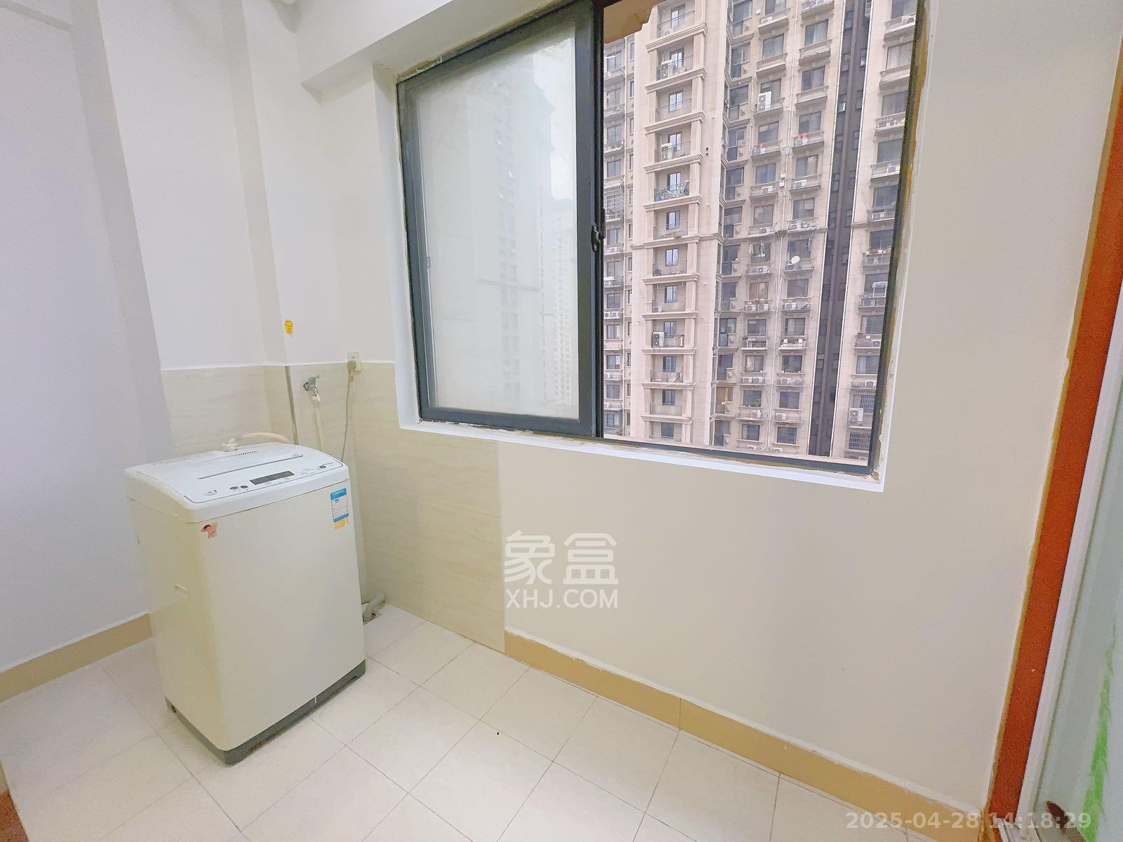 阳光锦城  1室1厅1卫   1800.00元/月室内图