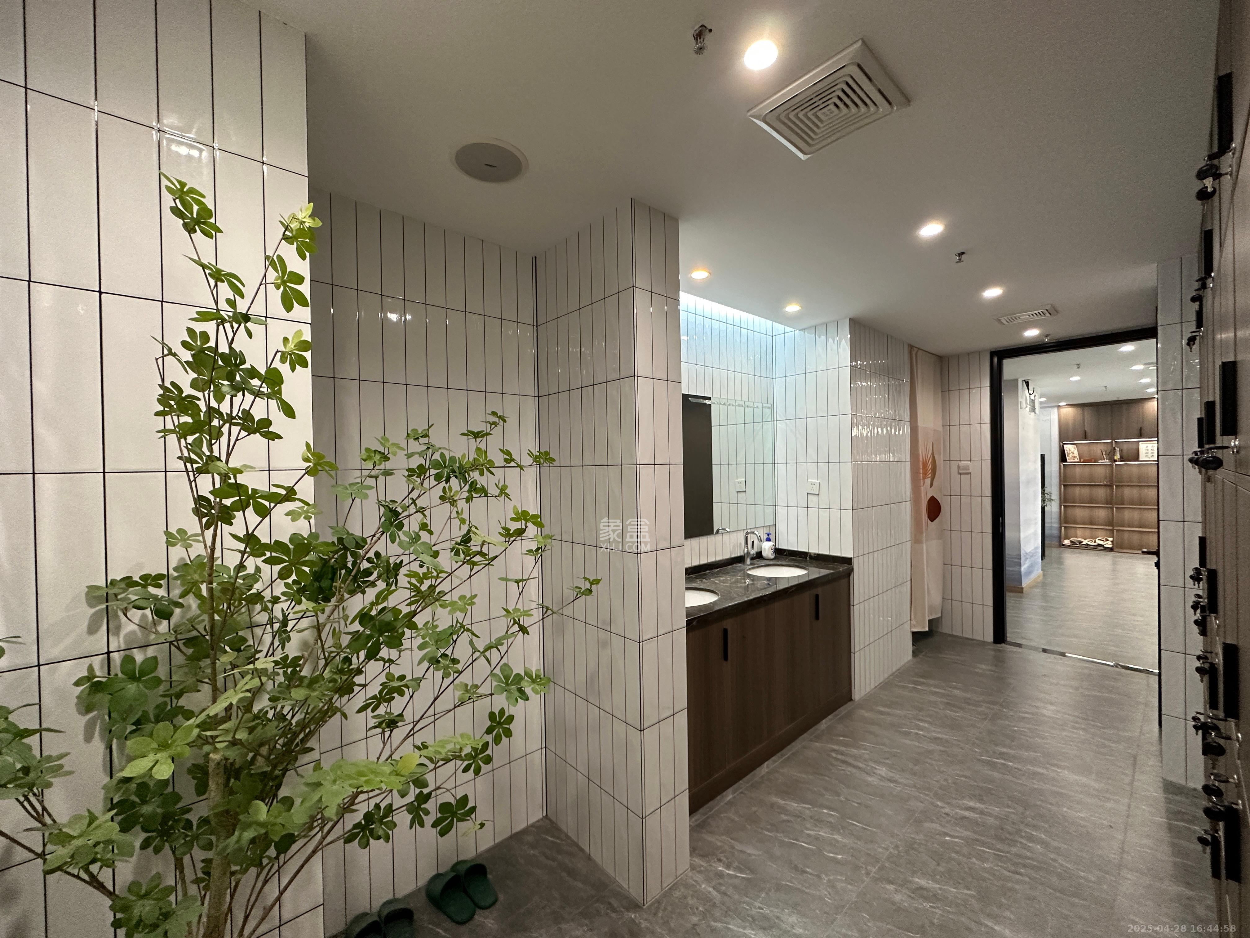富力十号  4室2厅2卫   8000.00元/月室内图