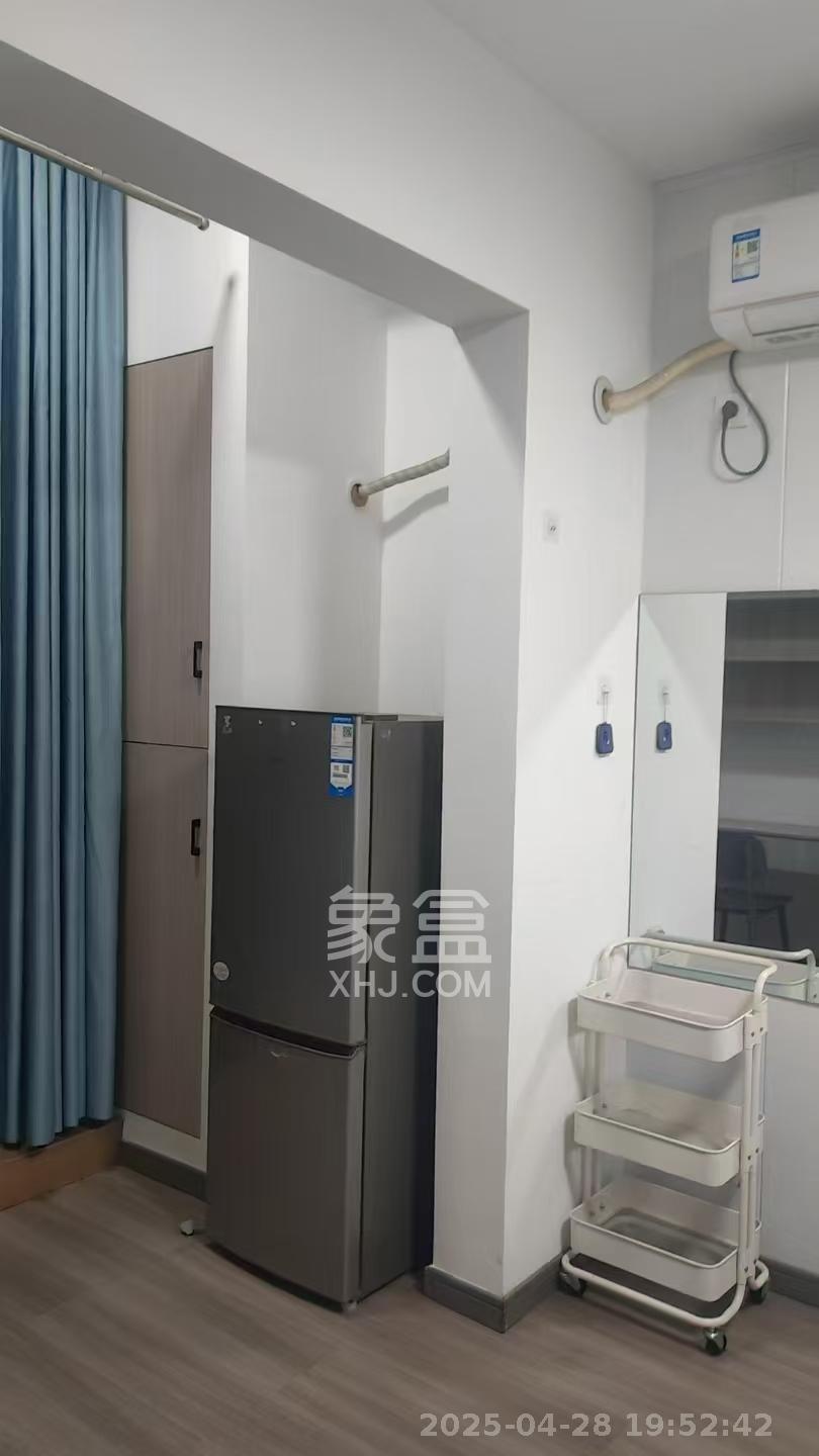 中交中央公园D5区  1室0厅0卫   1200.00元/月室内图