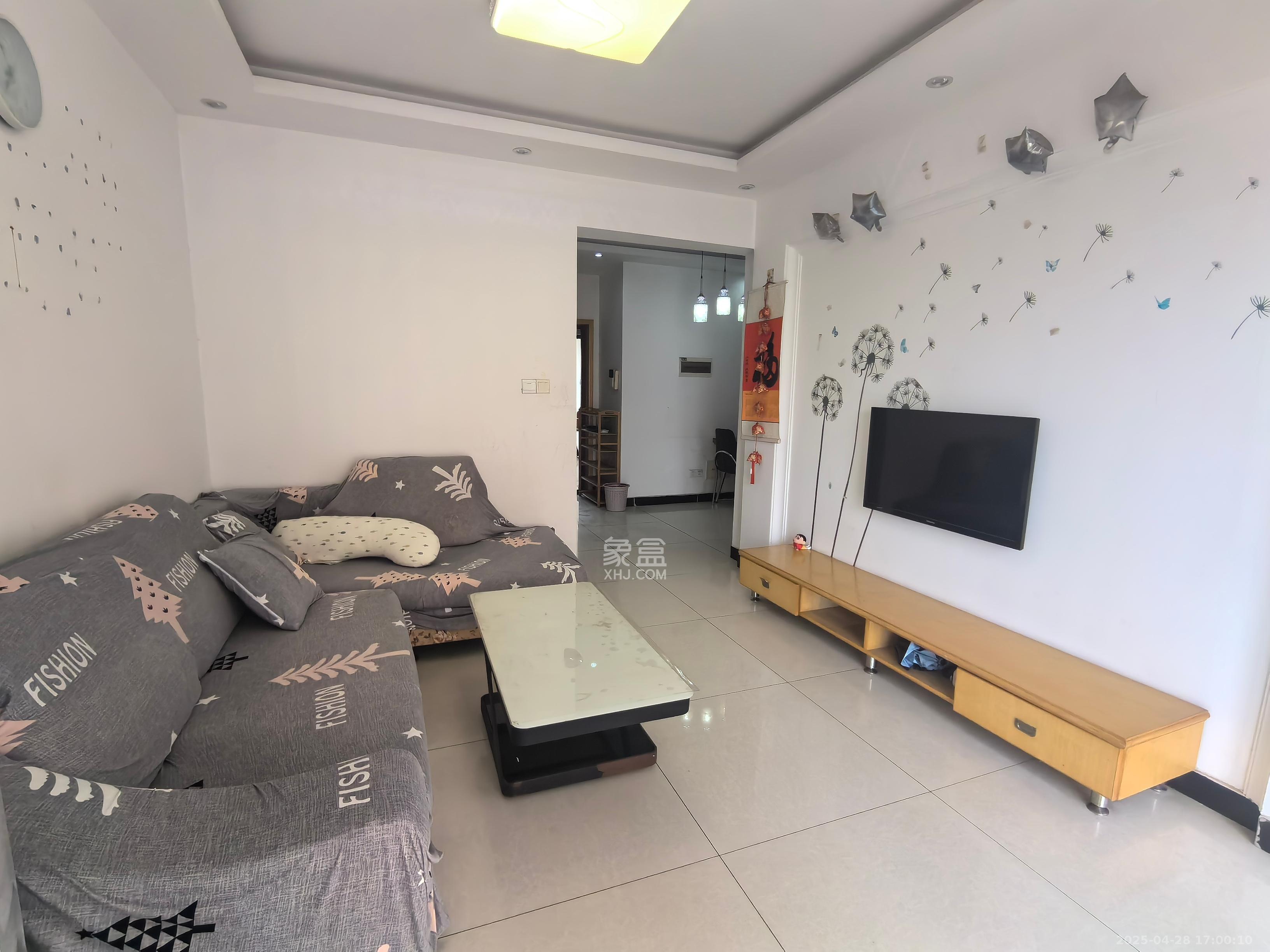 南郡雅园  3室2厅1卫   1400.00元/月室内图1