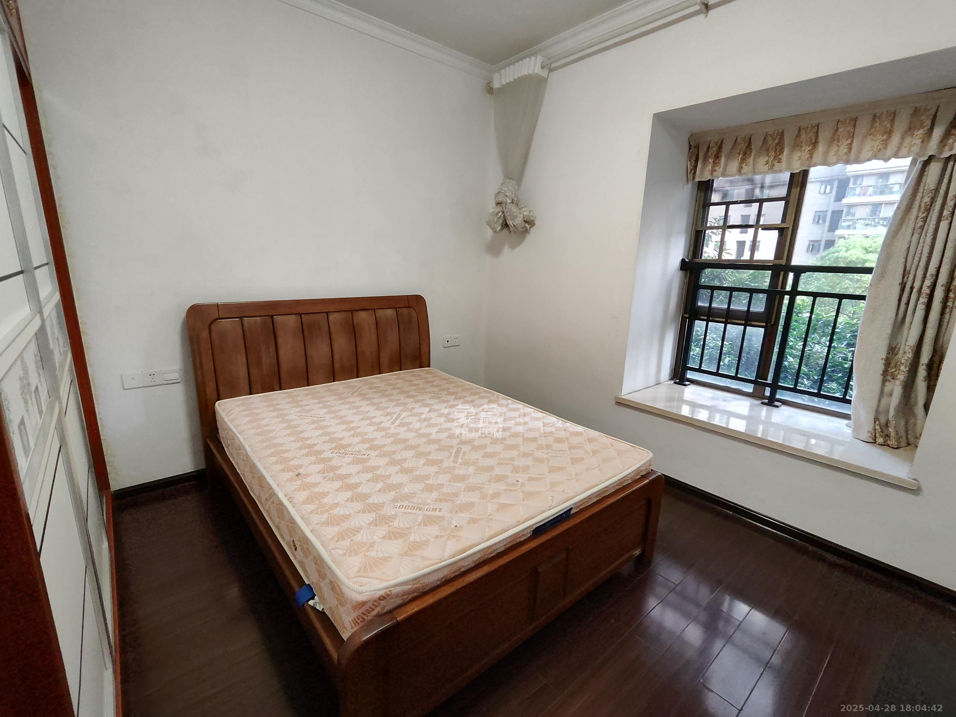 江山帝景哈佛  3室2厅2卫    2200.0元/月 江山帝景哈佛  3室2厅2卫    2200.0元/月