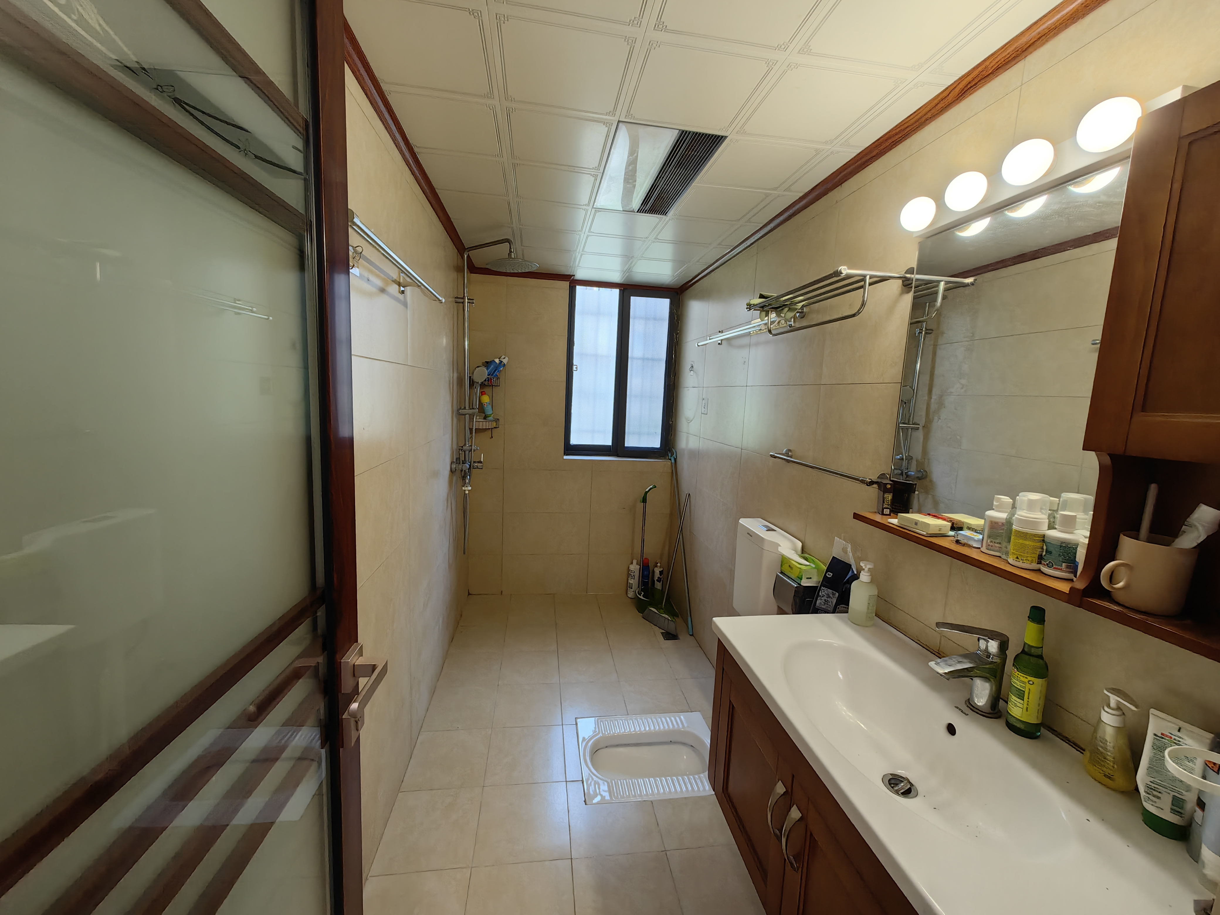 鑫成君泰 3室2厅2卫 2500.0元/月 鑫成君泰 3室2厅2卫 2500.0元/月室内图