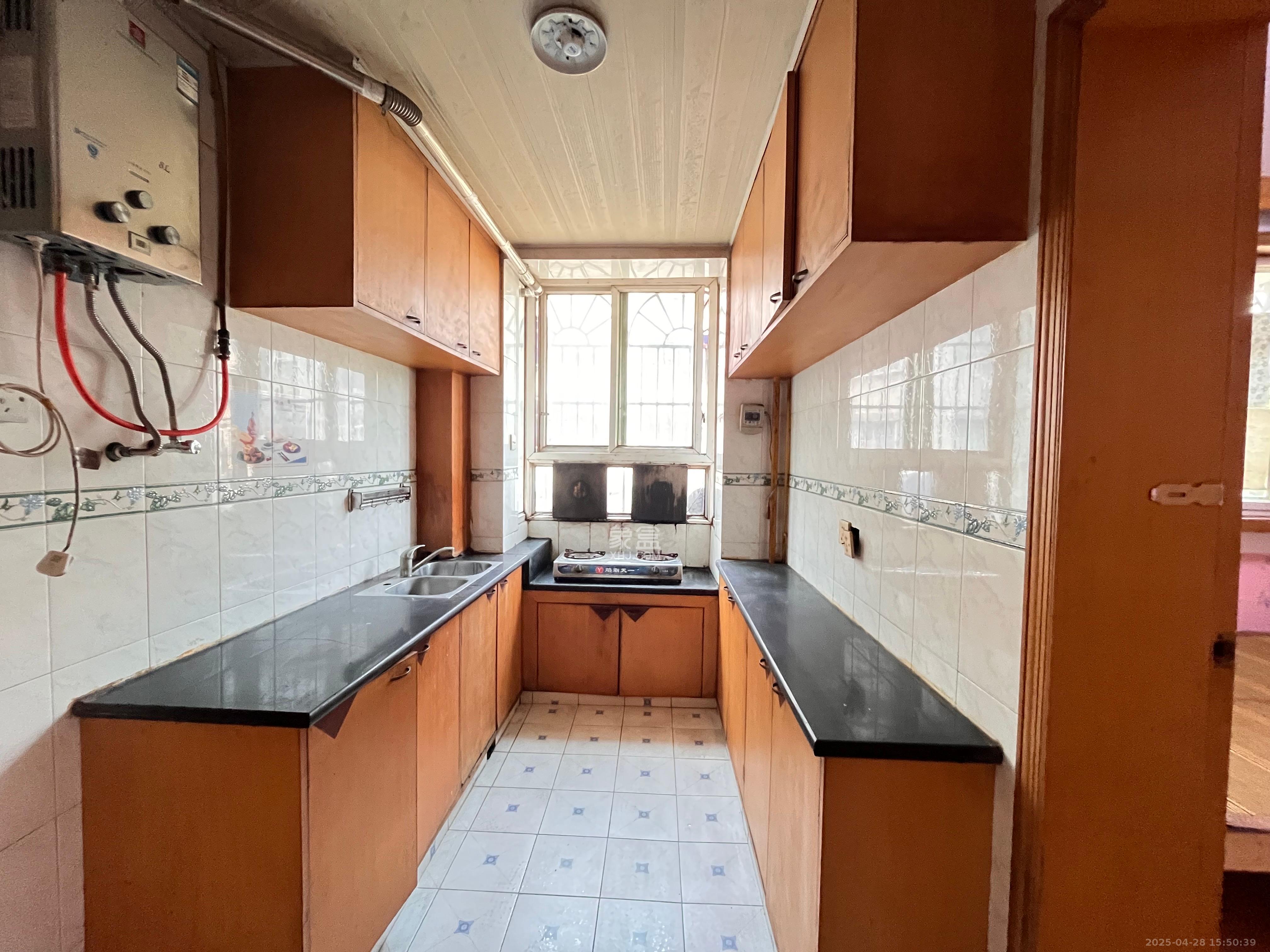 景芳苑  3室1厅1卫    1000.0元/月 景芳苑  3室1厅1卫    1000.0元/月室内图