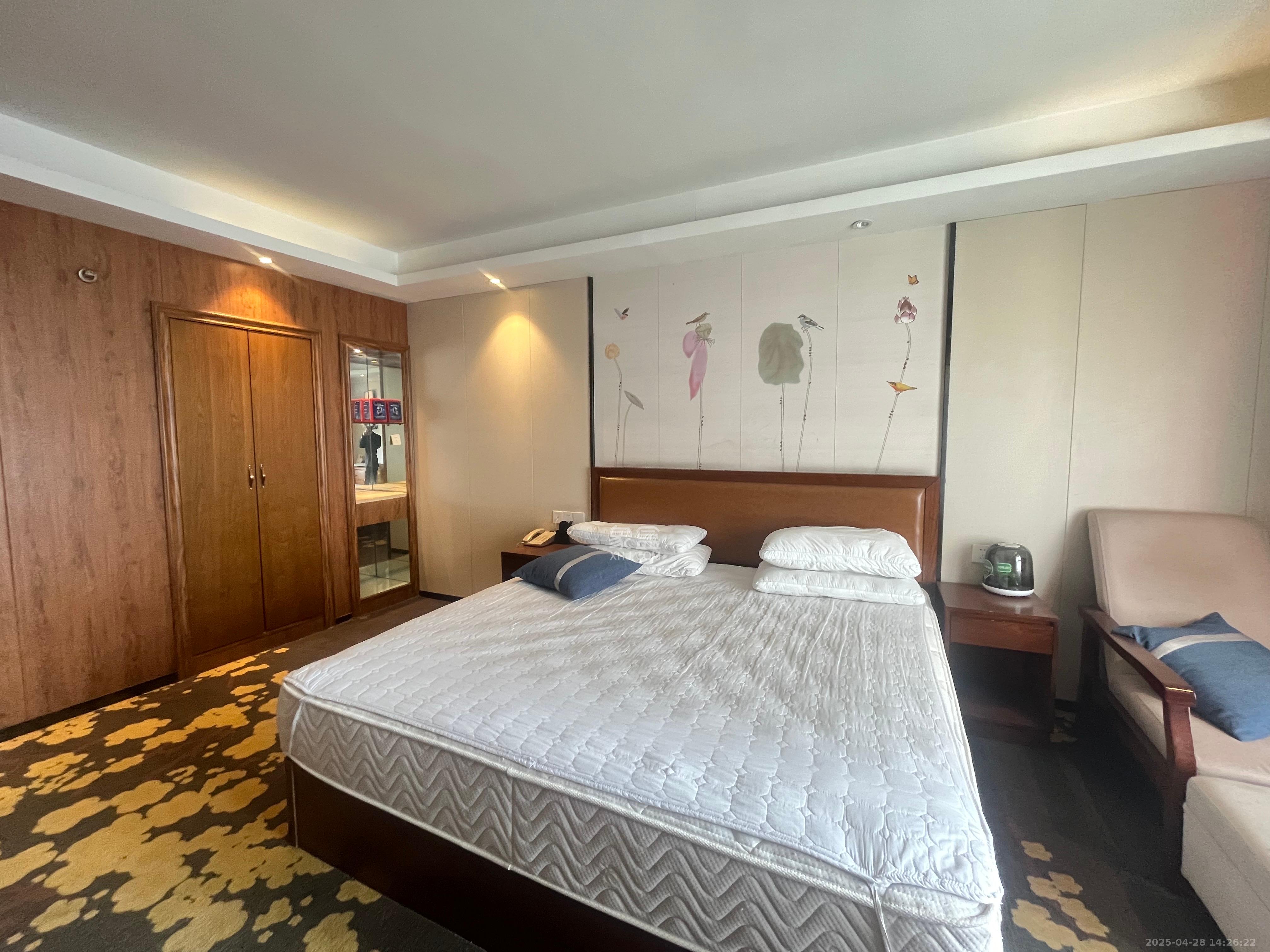 玛依拉山庄  1室0厅1卫    1500.0元/月 玛依拉山庄  1室0厅1卫    1500.0元/月