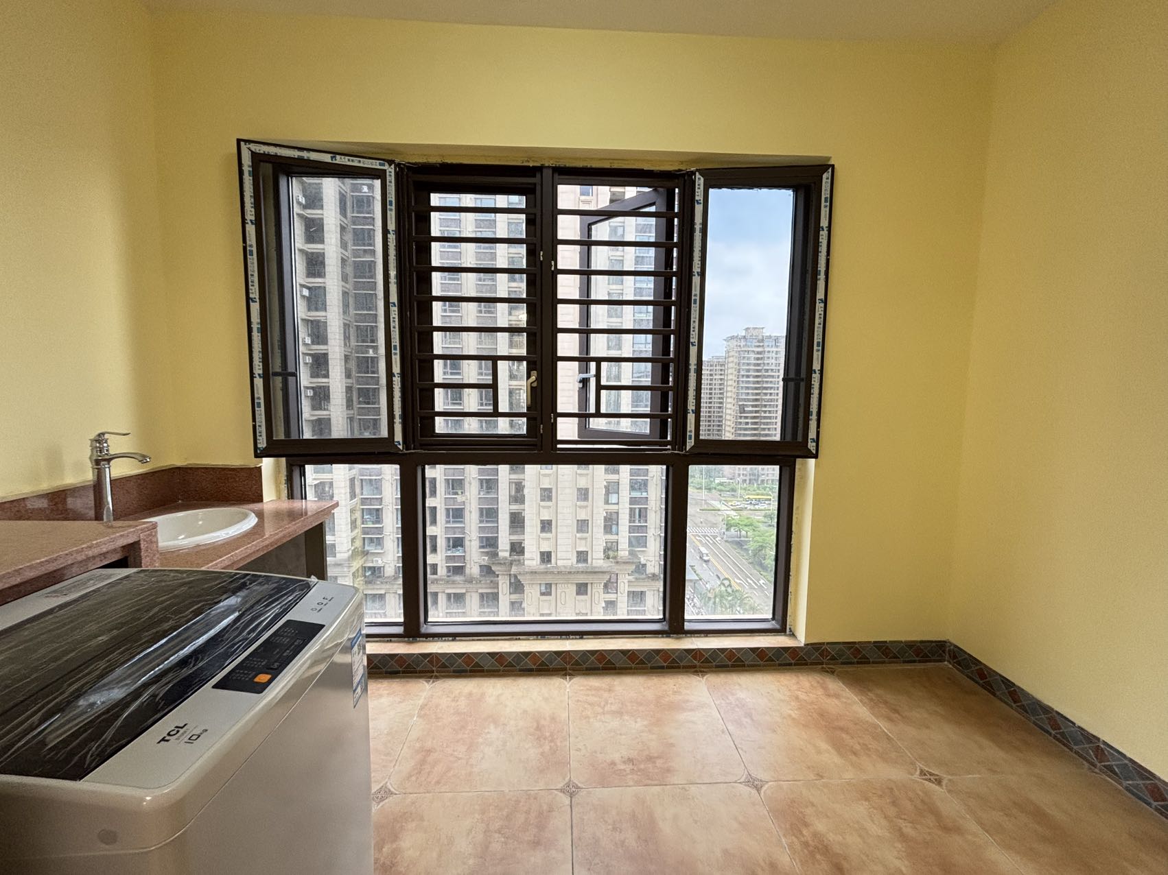 三弦慧府 3室2厅1卫 149.0万 三弦慧府 3室2厅1卫 149.0万室内图