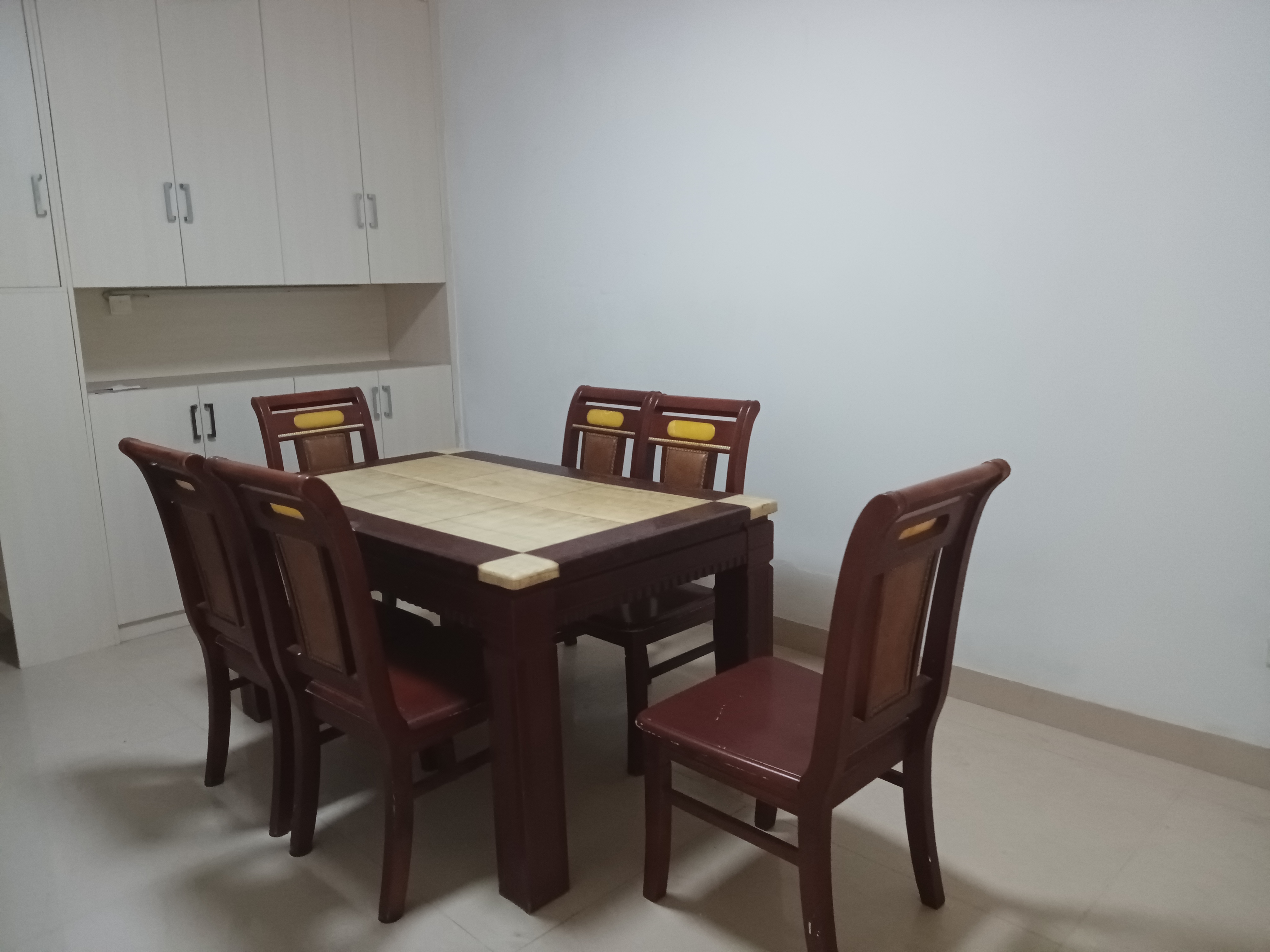 御江帝景  2室2厅1卫   1600.00元/月室内图