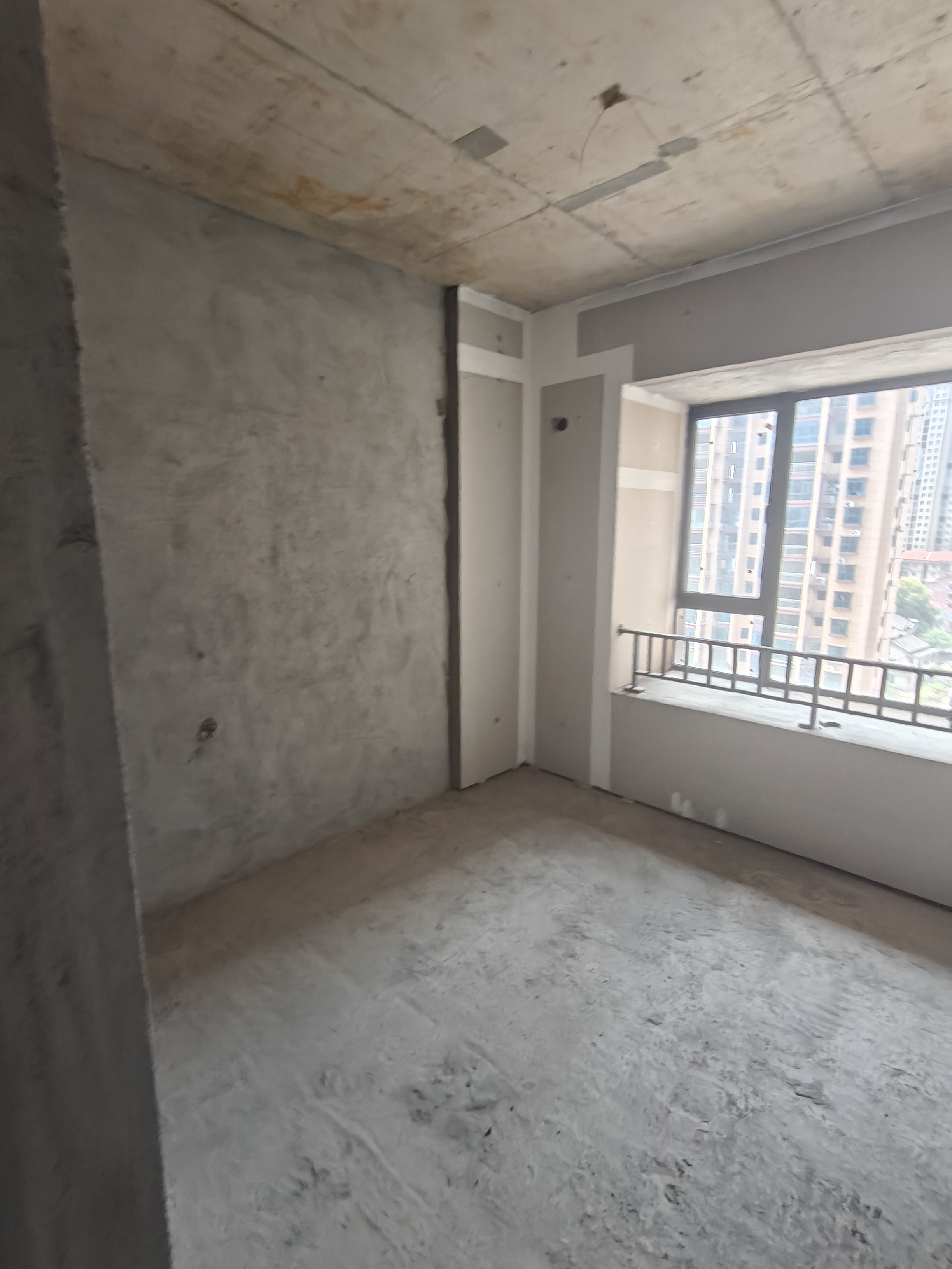 宁邦中心(二期公园里)  4室2厅2卫   105.00万 宁邦中心(二期公园里)  4室2厅2卫   105.00万客厅