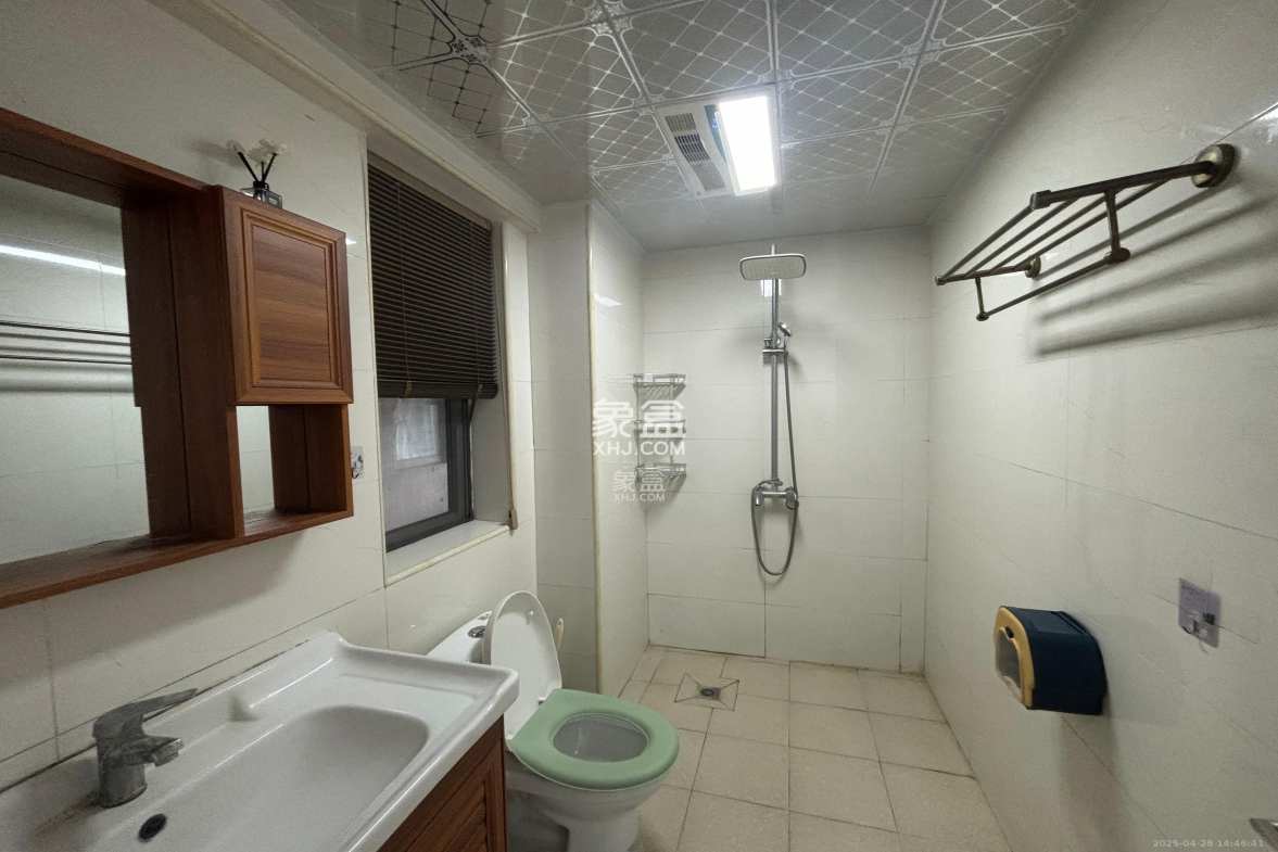 东怡外国(南湖一号) 2室1厅1卫 3000.0元/月 东怡外国(南湖一号) 2室1厅1卫 3000.0元/月室内图