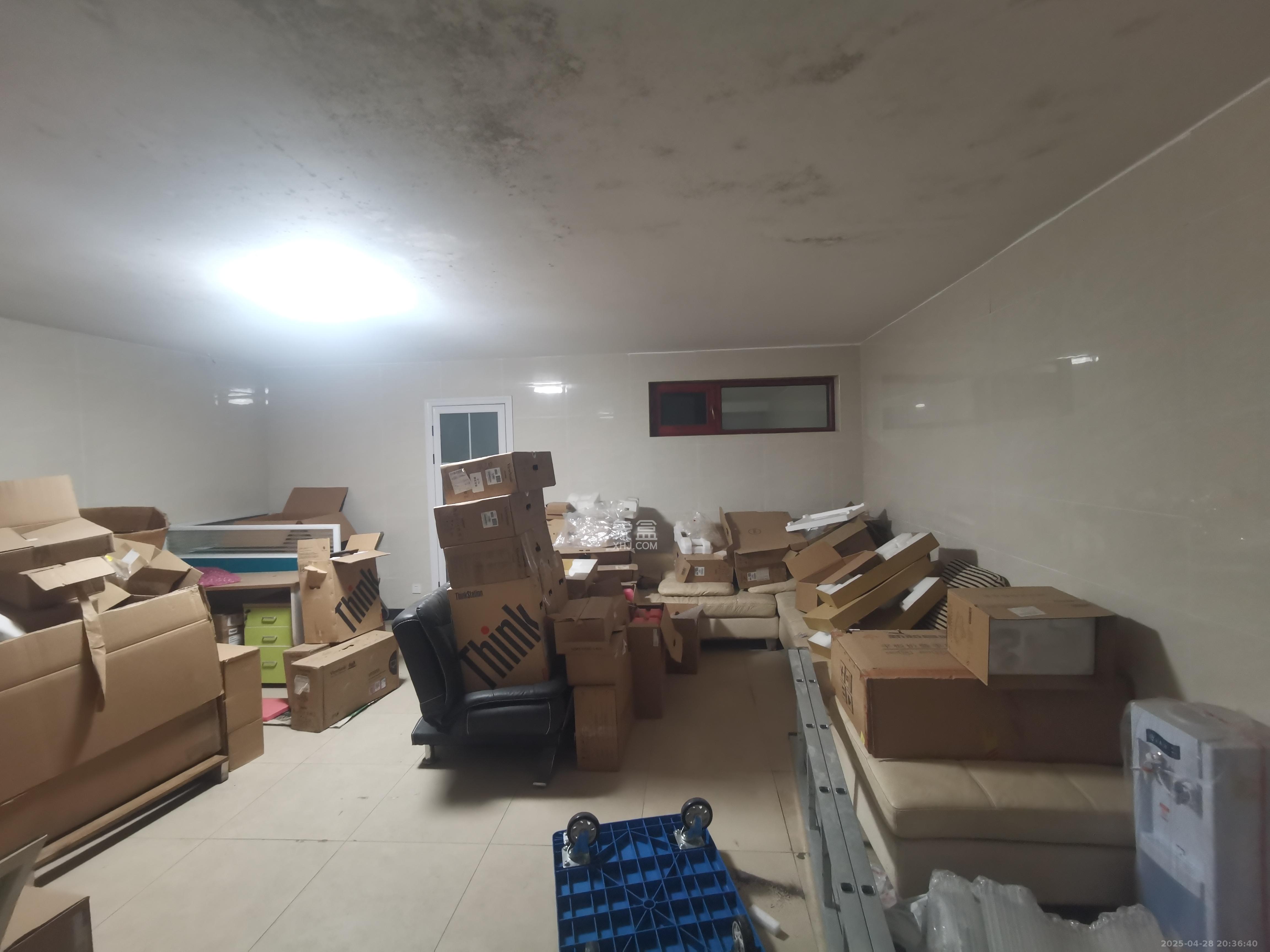 水云间  6室2厅5卫   8500.00元/月室内图