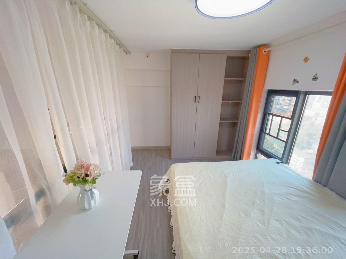 荣盛花语书苑 1室1厅1卫 2500.0元/月 荣盛花语书苑 1室1厅1卫 2500.0元/月室内图