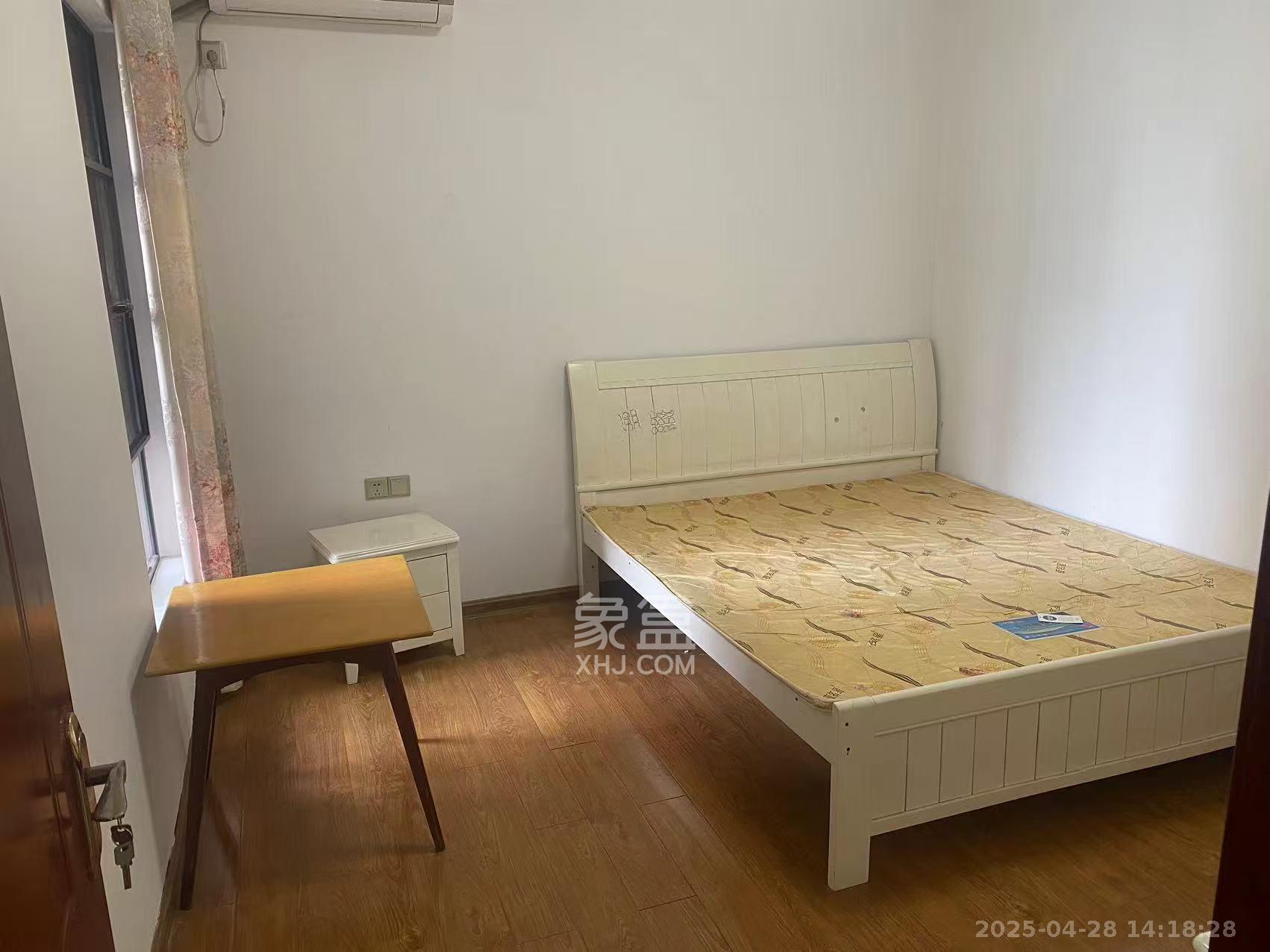 旭辉御府  3室2厅2卫   2700.00元/月室内图