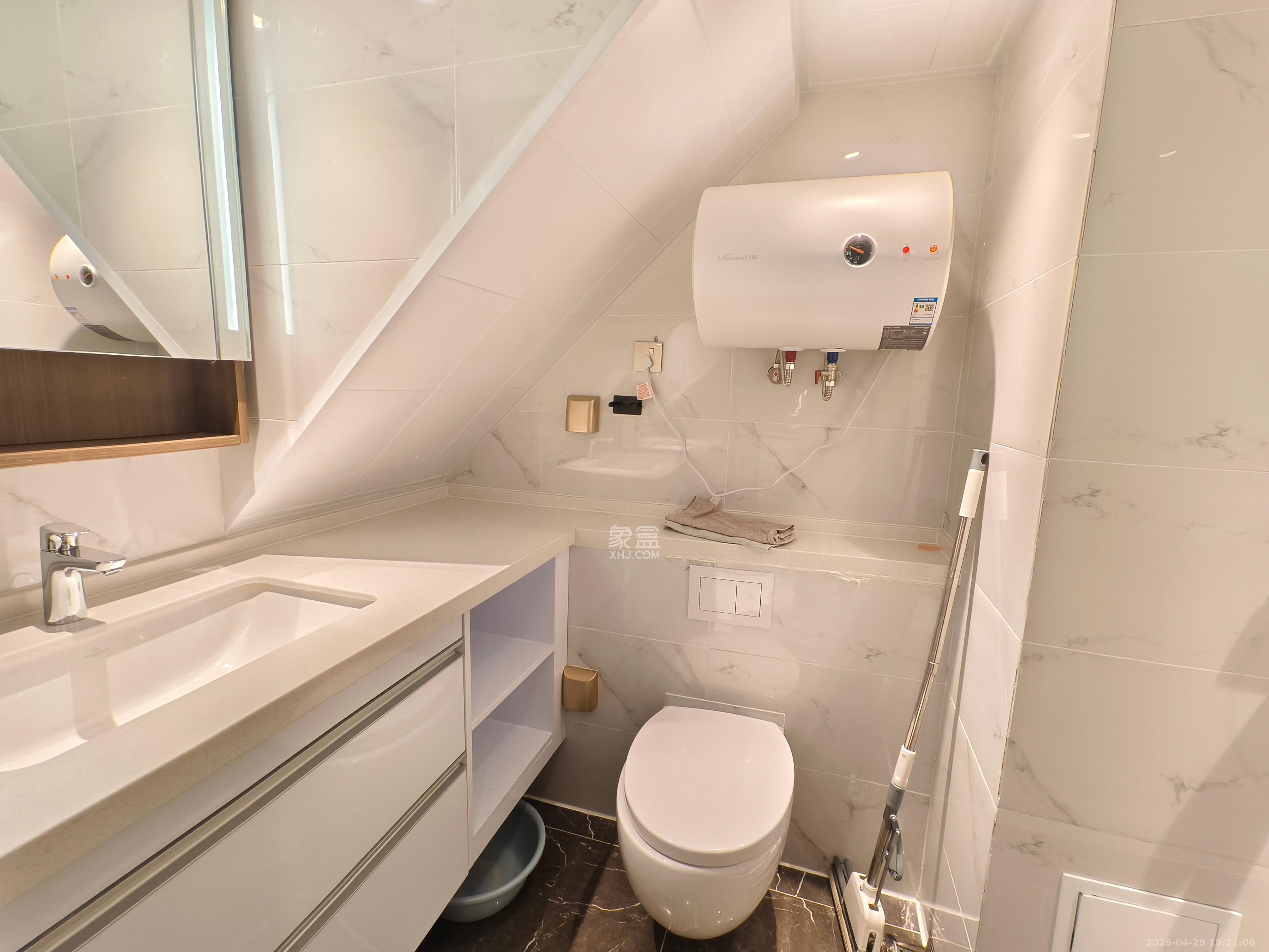 正荣梅溪紫阙台 2室1厅1卫 2200.0元/月 正荣梅溪紫阙台 2室1厅1卫 2200.0元/月室内图