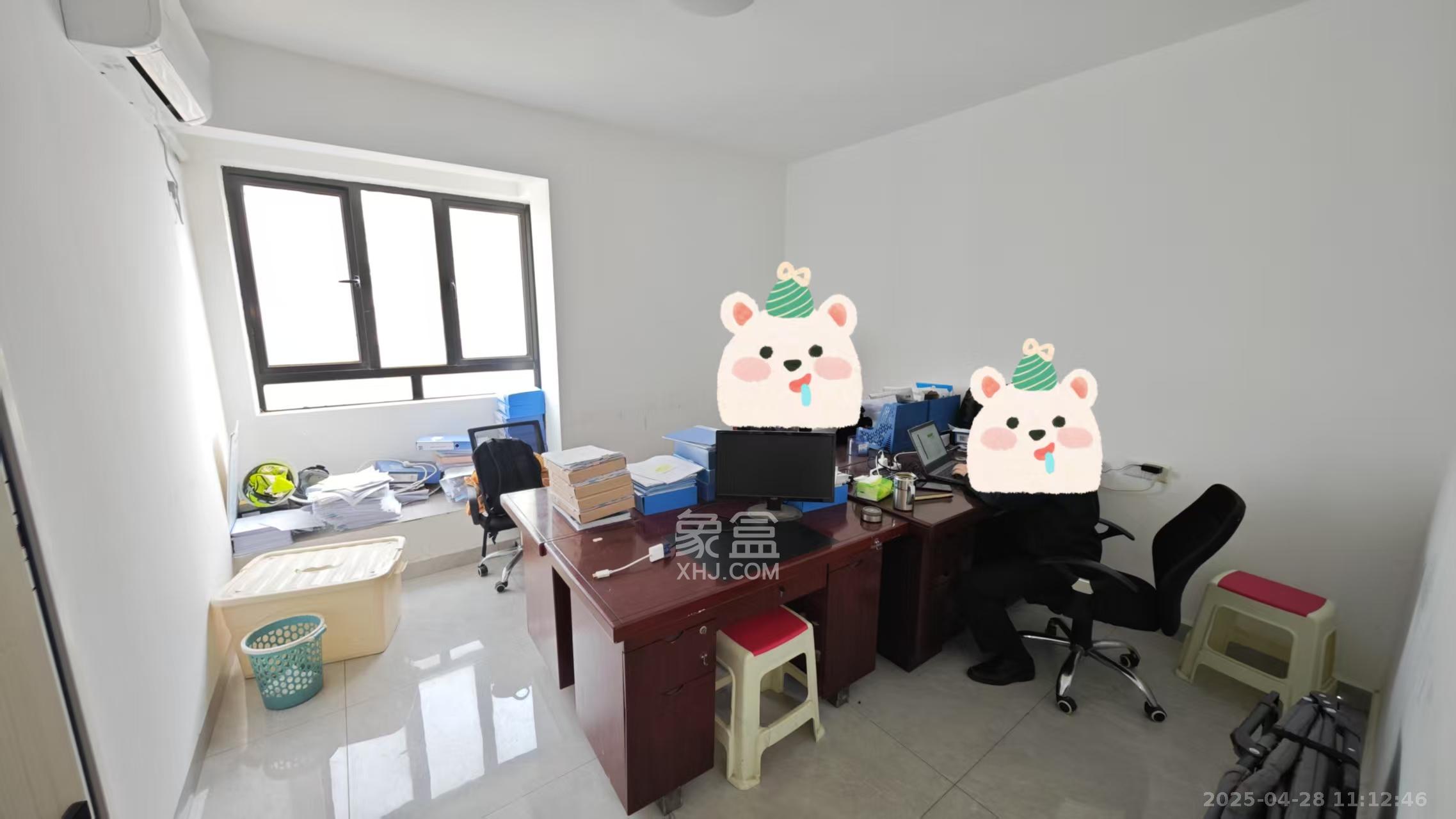 长大卧琥  4室2厅2卫   4000.00元/月室内图