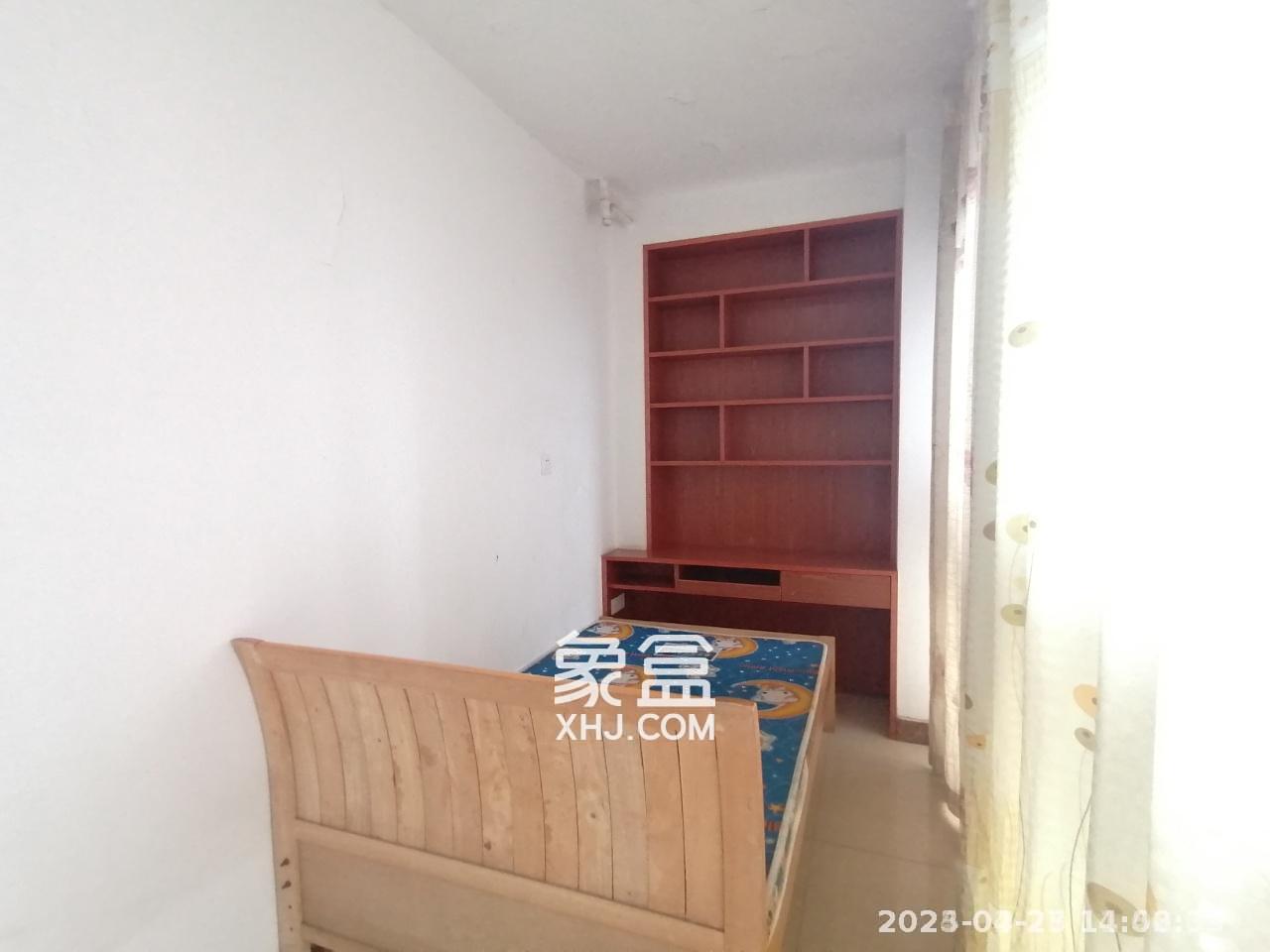 南郡雅园  3室2厅1卫    1500.0元/月 南郡雅园  3室2厅1卫    1500.0元/月室内图