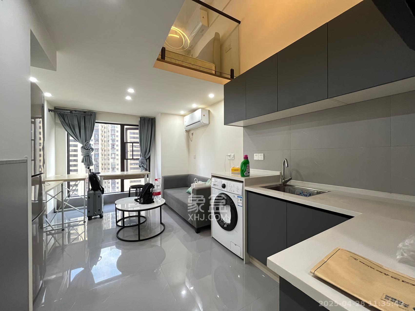 卓越江岸  2室1厅1卫    2800.0元/月 卓越江岸  2室1厅1卫    2800.0元/月