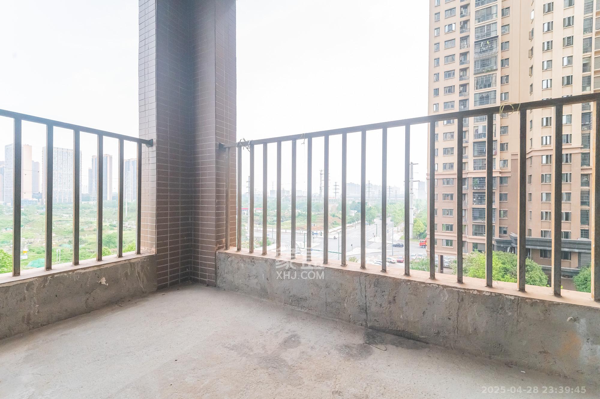 深业睿城  3室2厅1卫    90.0万 深业睿城  3室2厅1卫    90.0万其他