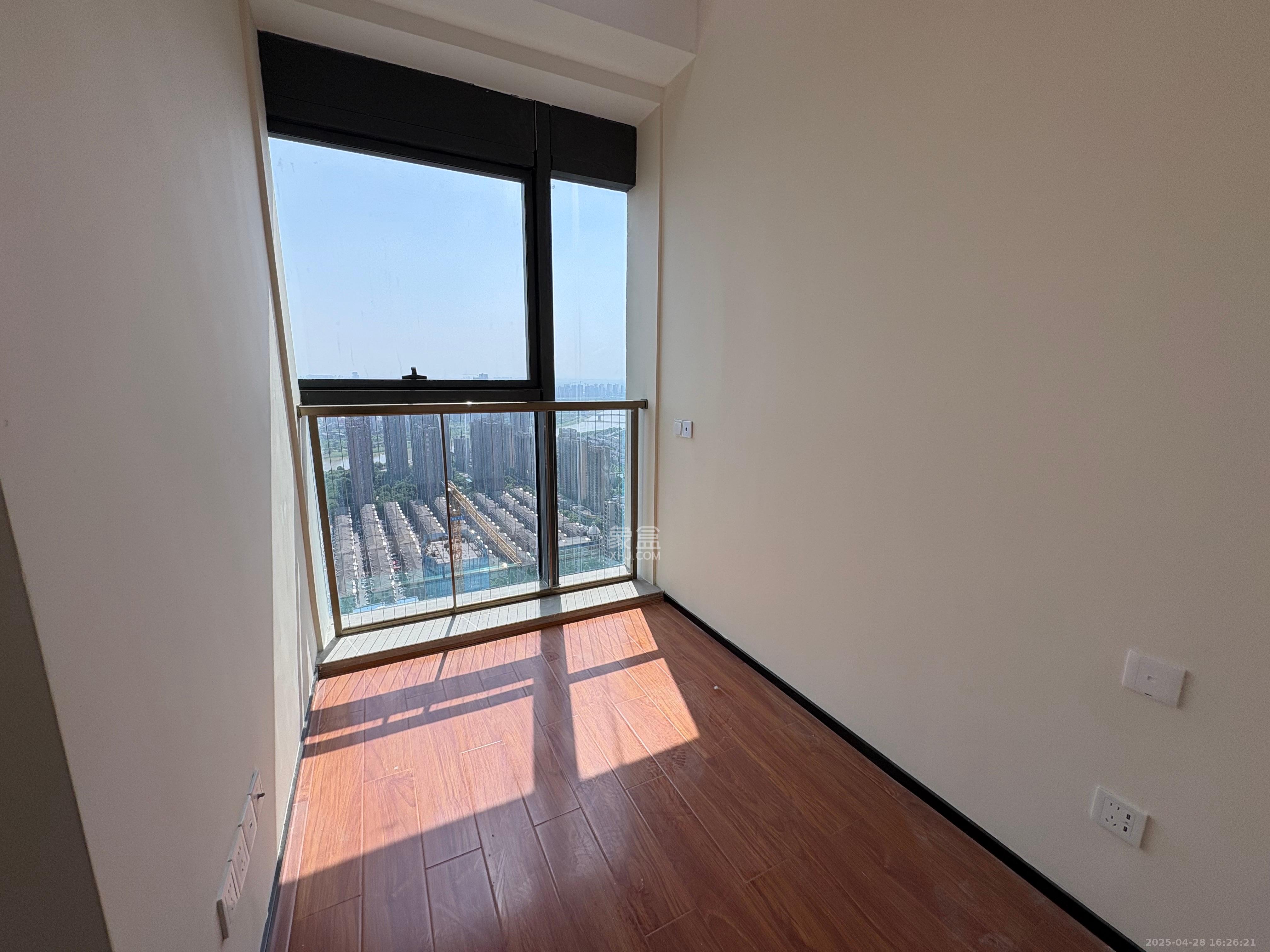 恒大珺悦府 2室1厅1卫 2600.0元/月 恒大珺悦府 2室1厅1卫 2600.0元/月室内图