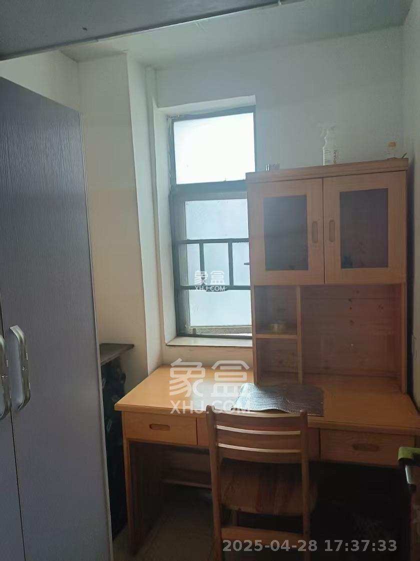 都市兰亭 1室1厅1卫 1400.0元/月 都市兰亭 1室1厅1卫 1400.0元/月室内图