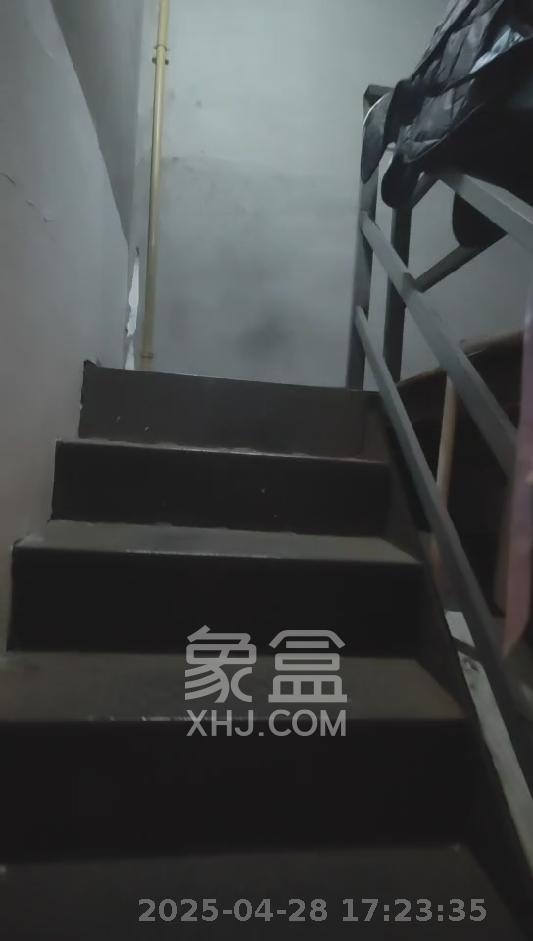 德盛歡樂廣場   31.0㎡     2000.00元/月室內(nèi)圖