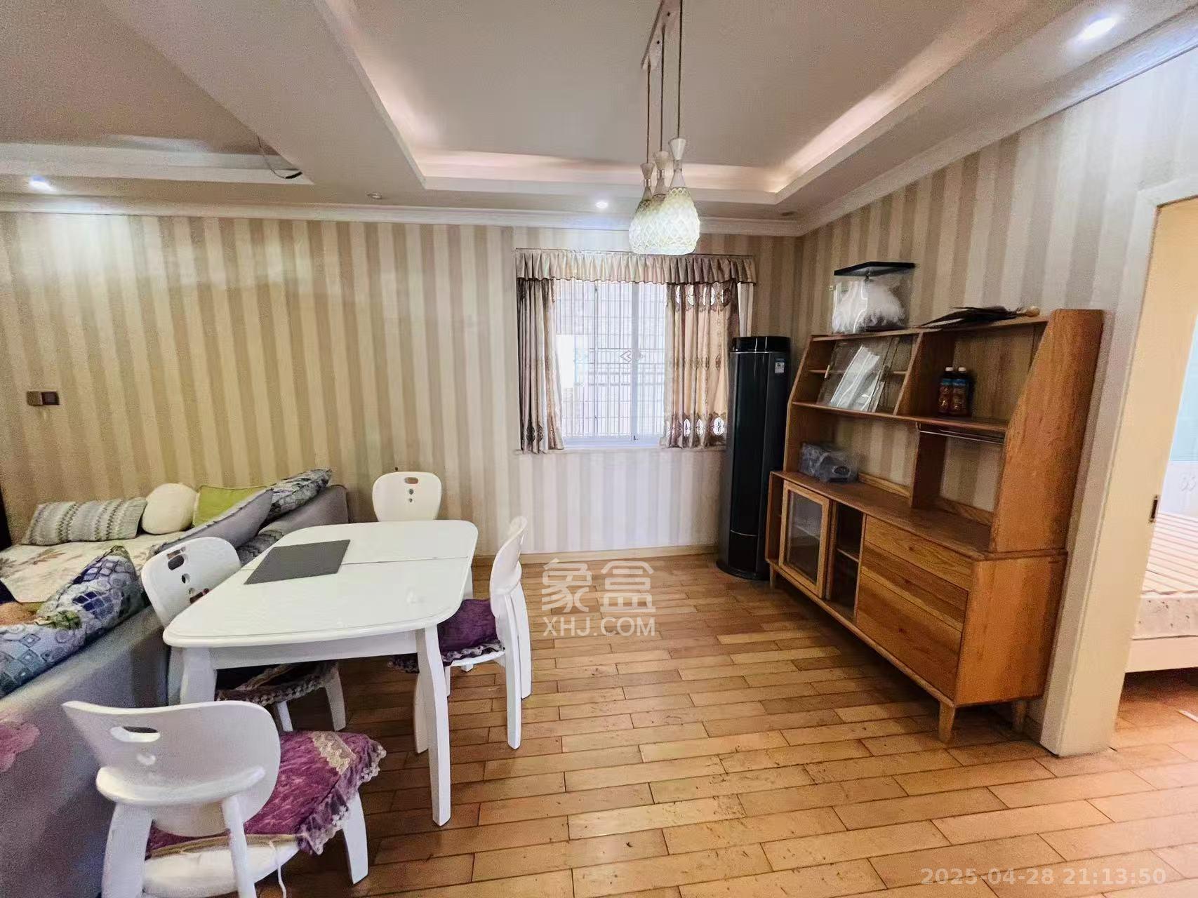 湘农大厦  3室2厅1卫   2800.00元/月室内图