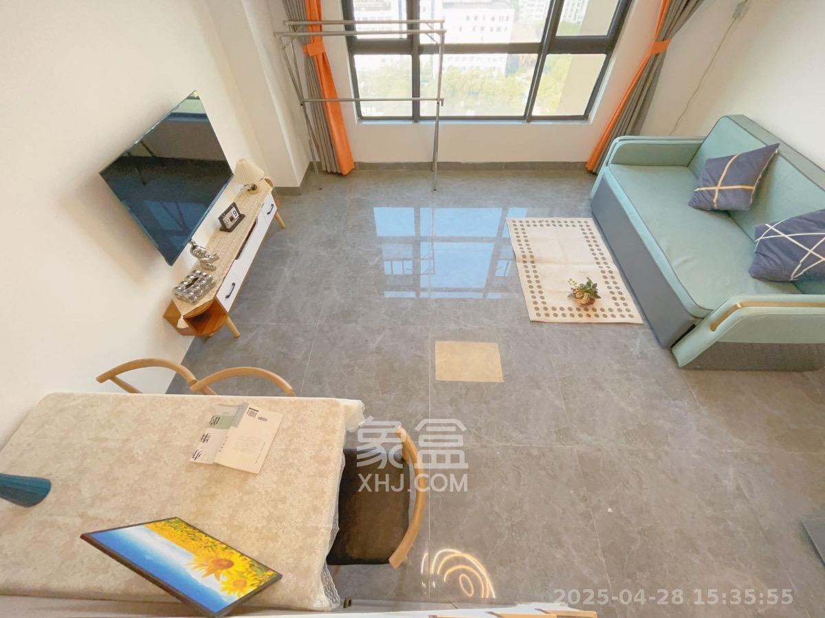 荣盛花语书苑 1室1厅1卫 2500.0元/月 荣盛花语书苑 1室1厅1卫 2500.0元/月室内图