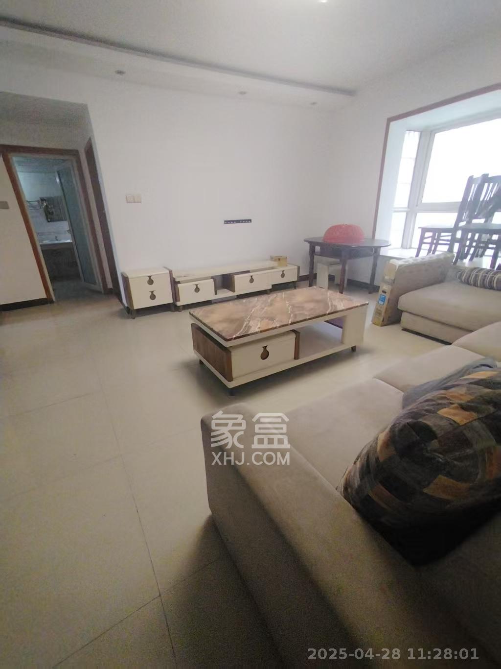 佳美星城 3室2厅2卫 2100.0元/月 佳美星城 3室2厅2卫 2100.0元/月室内图